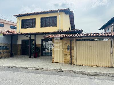 2 Casas e 2 lojas à venda em Barbacena-MG no Santa Tereza I