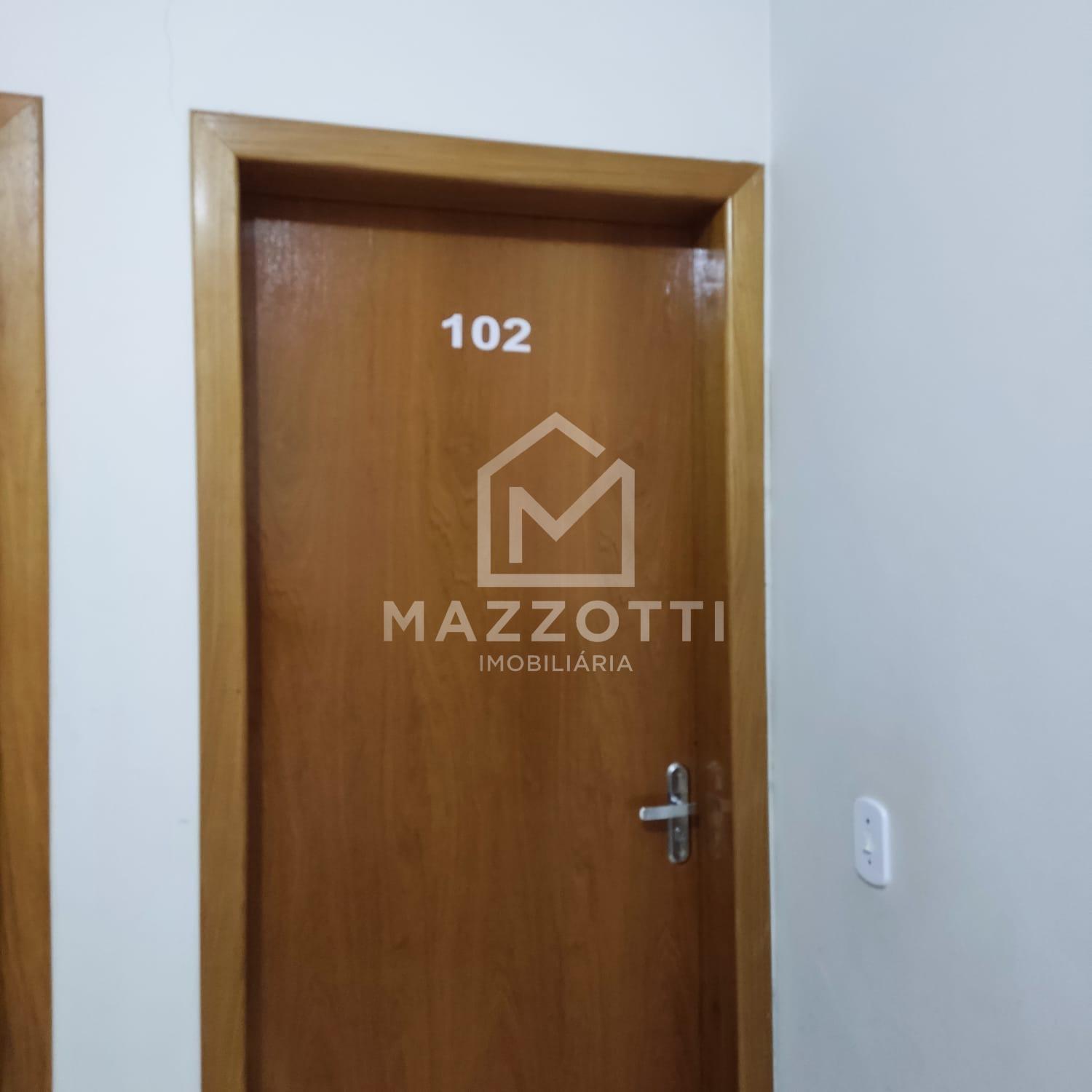 VENDE-SE APARTAMENTO  COM OTIMA LOCALIZAÇÃO  CENTRO 