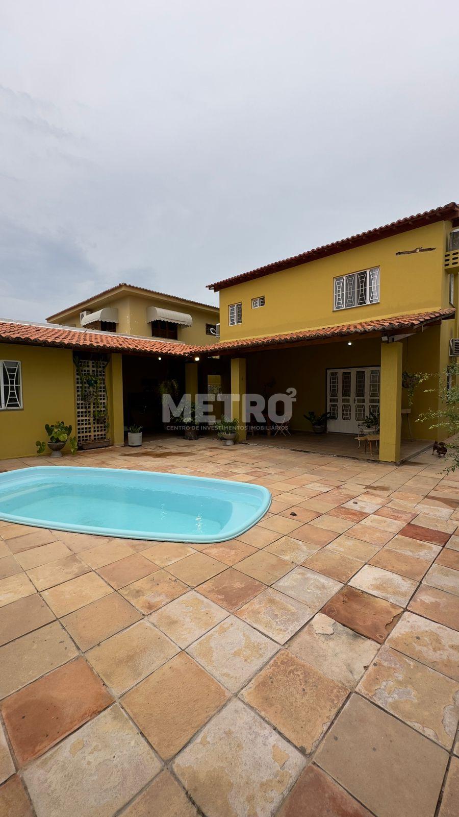 Casa para alugar com 4 quartos, 300m² - Foto 22