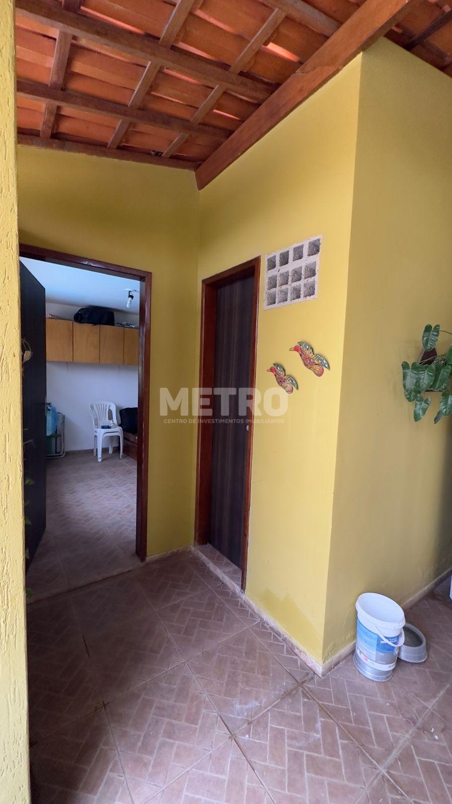 Casa para alugar com 4 quartos, 300m² - Foto 25