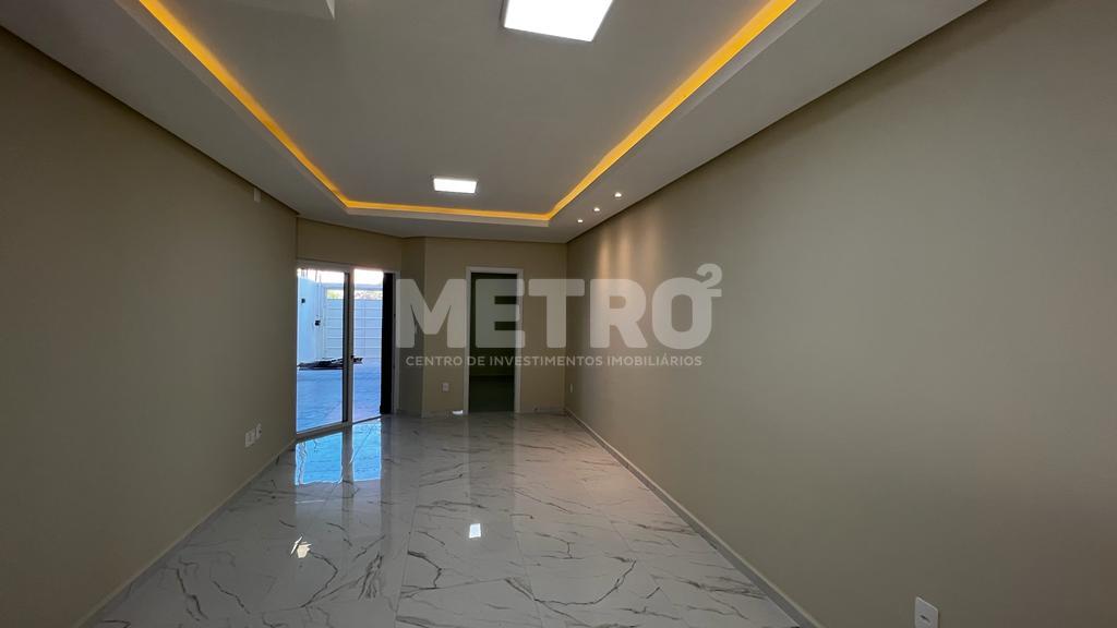 Casa à venda com 3 quartos, 100m² - Foto 6