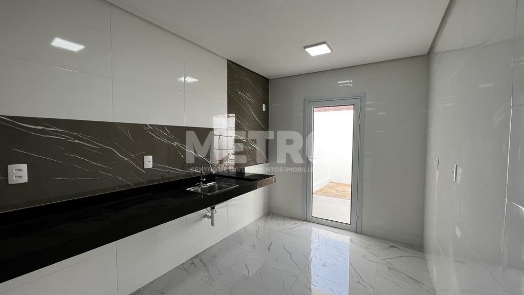 Casa à venda com 3 quartos, 100m² - Foto 10