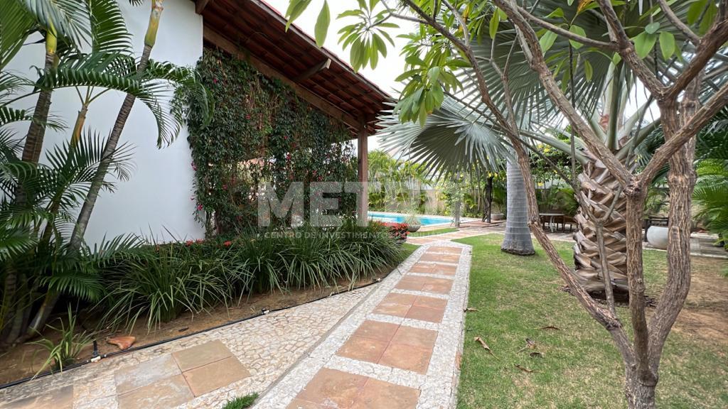 Casa à venda com 3 quartos, 200m² - Foto 5