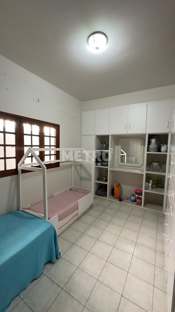 Casa à venda com 2 quartos, 160m² - Foto 6