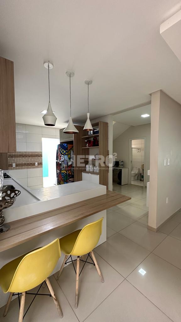 Casa de Condomínio à venda com 3 quartos, 190m² - Foto 3