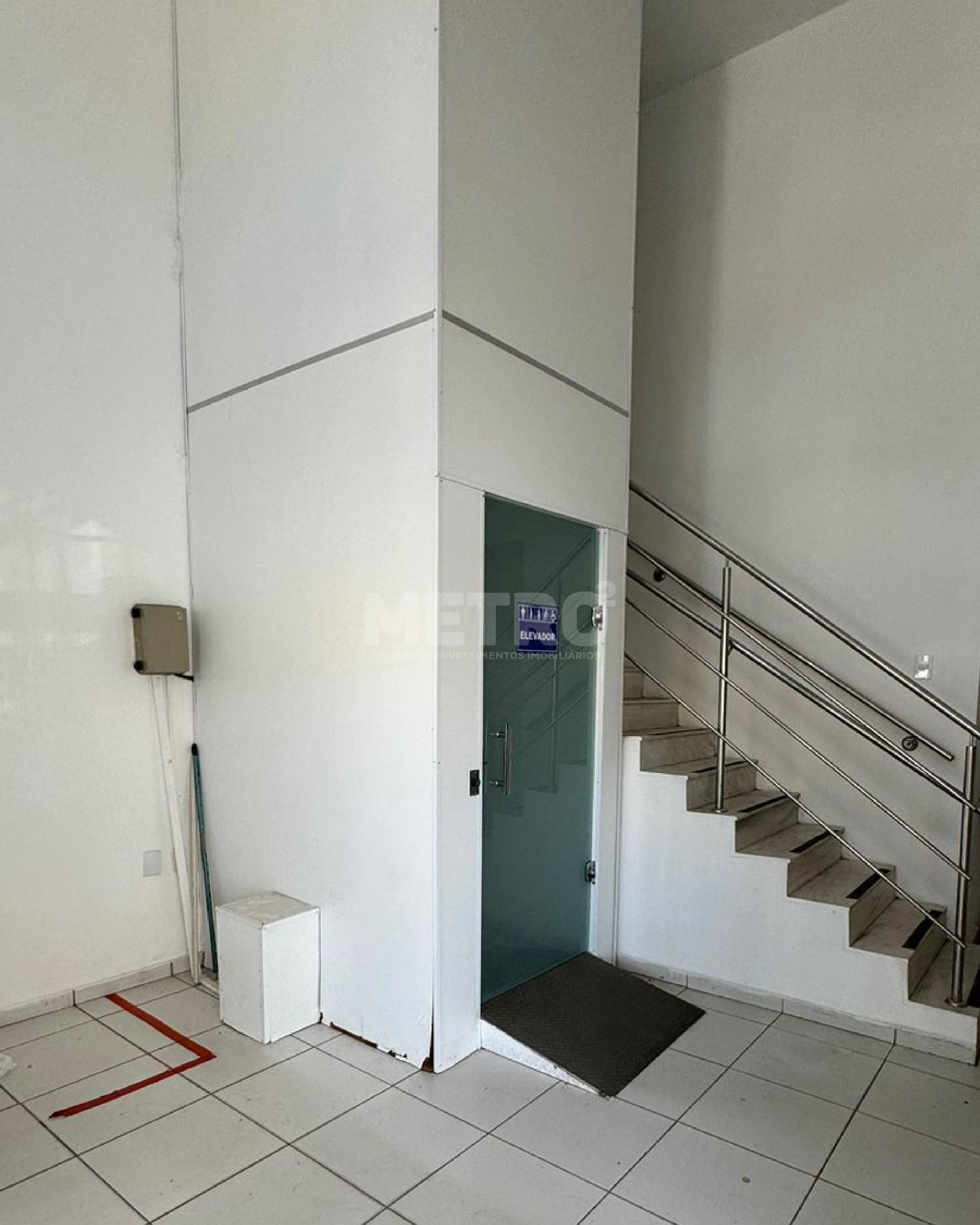 Loja-Salão para alugar, 180m² - Foto 1