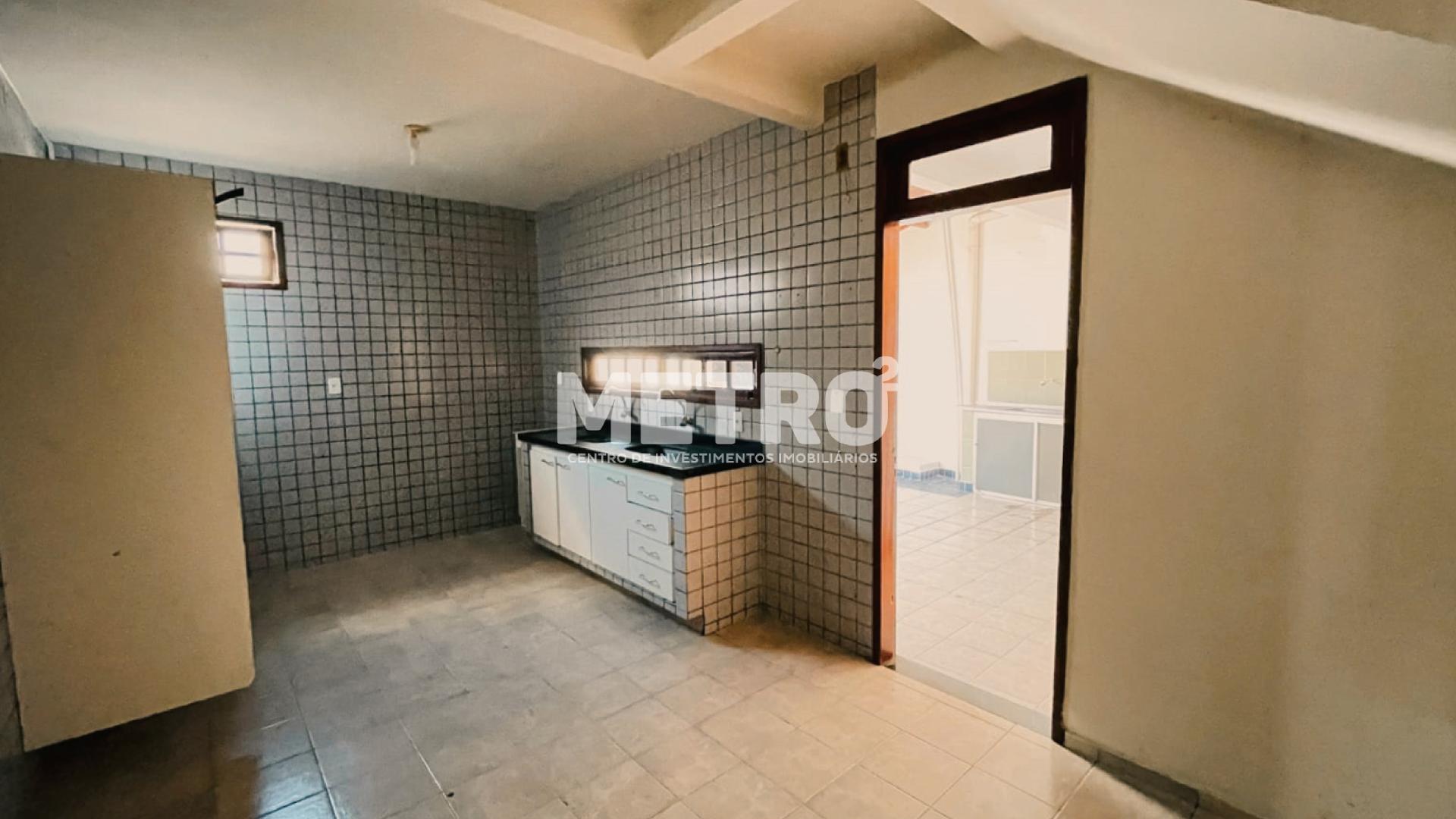 Loja-Salão para alugar com 4 quartos, 190m² - Foto 11