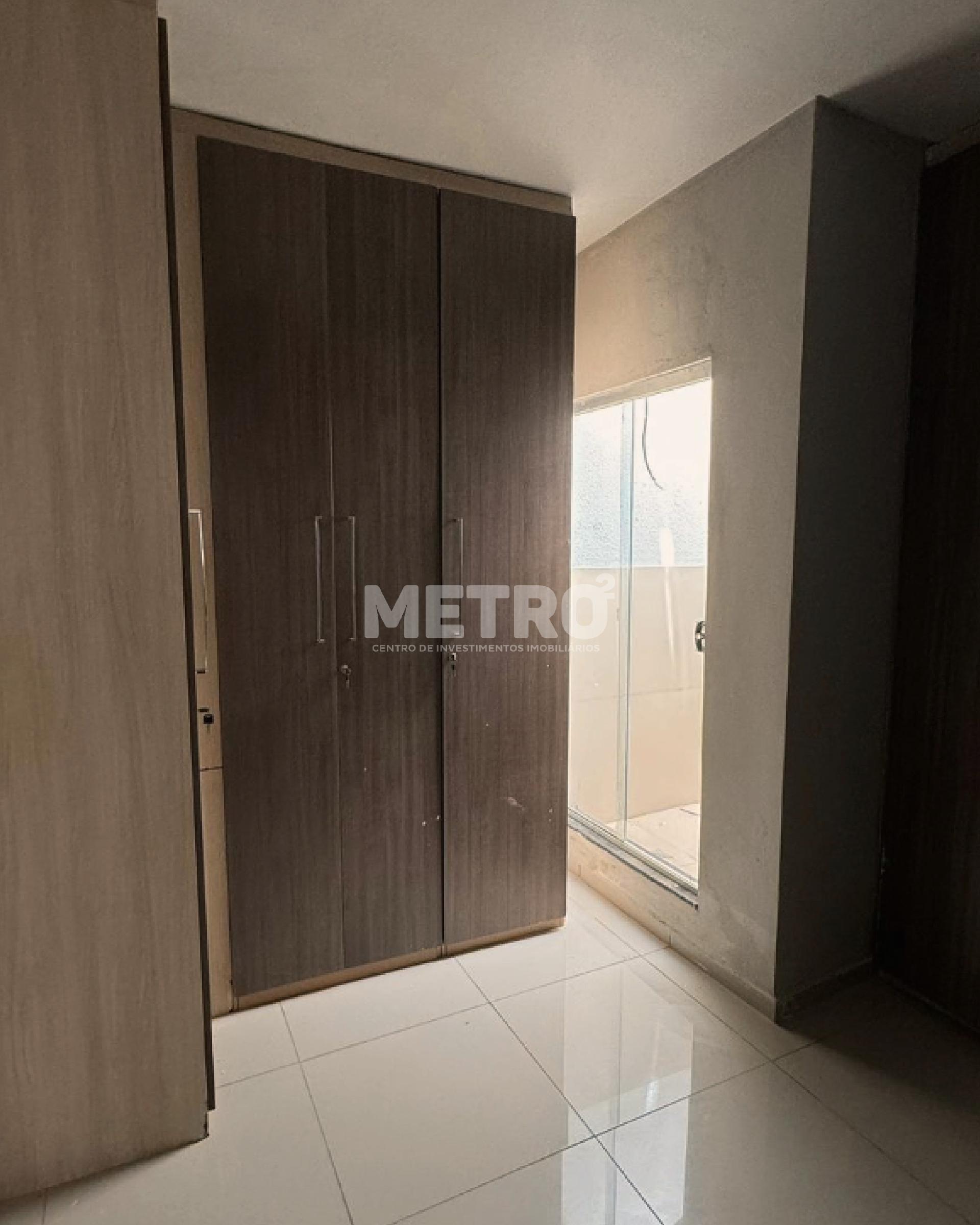 Casa de Condomínio à venda com 4 quartos, 300m² - Foto 10