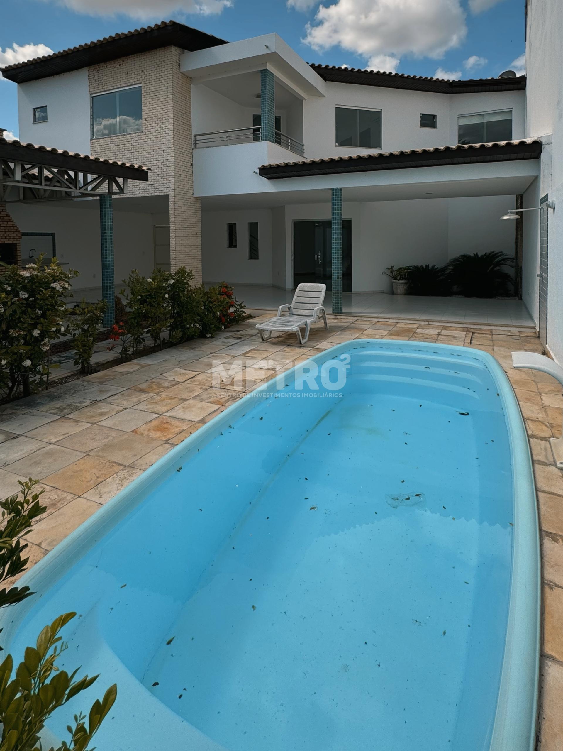 Casa, Cond. Água Viva, Piscina, Gourmet com churrasqueira, 4 4...