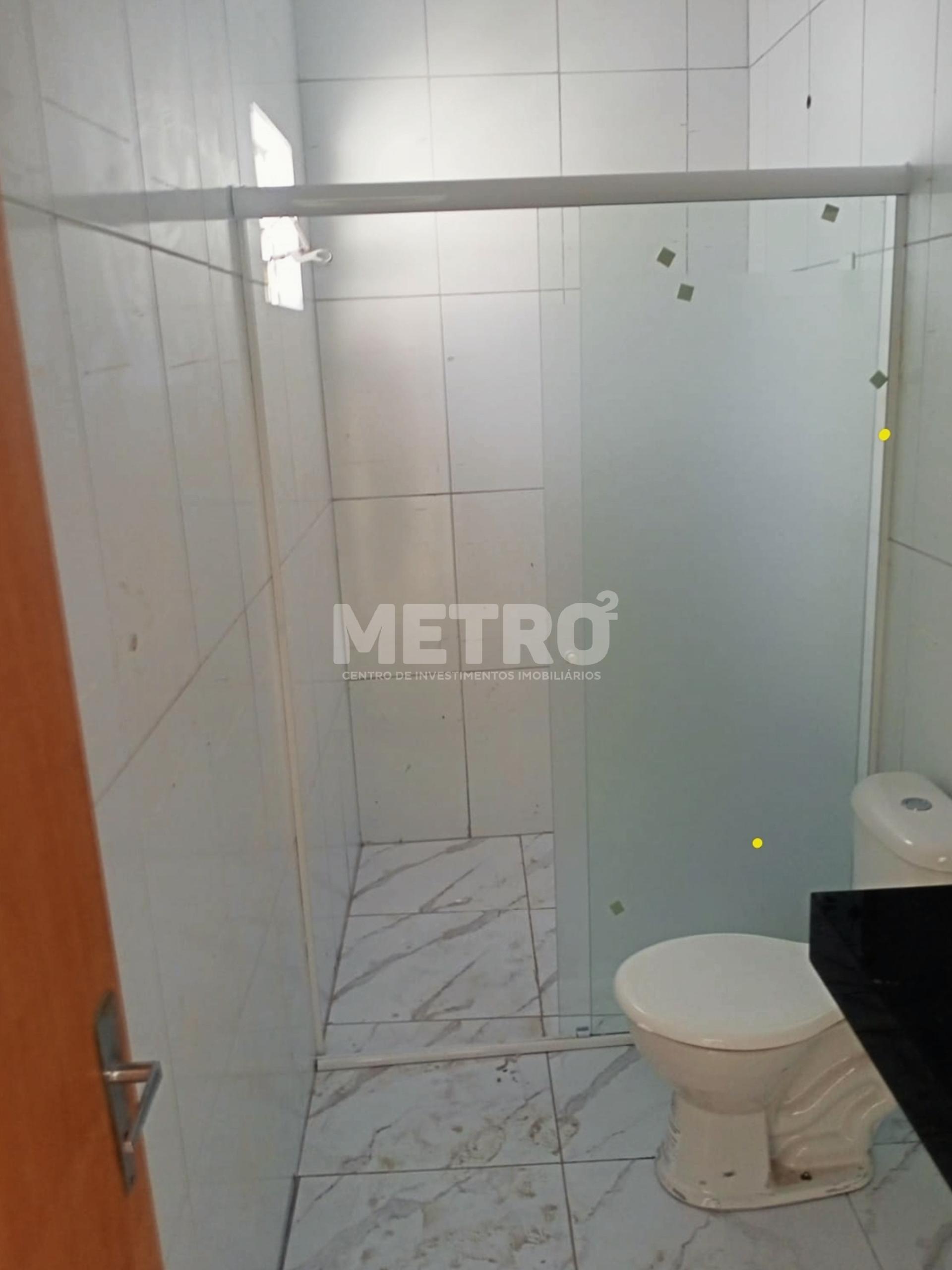 Casa para alugar com 2 quartos, 80m² - Foto 2