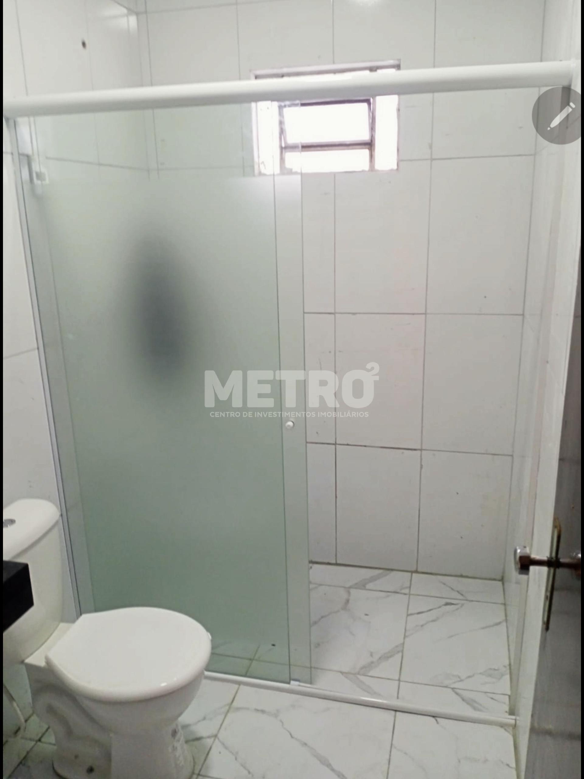 Casa para alugar com 2 quartos, 80m² - Foto 6