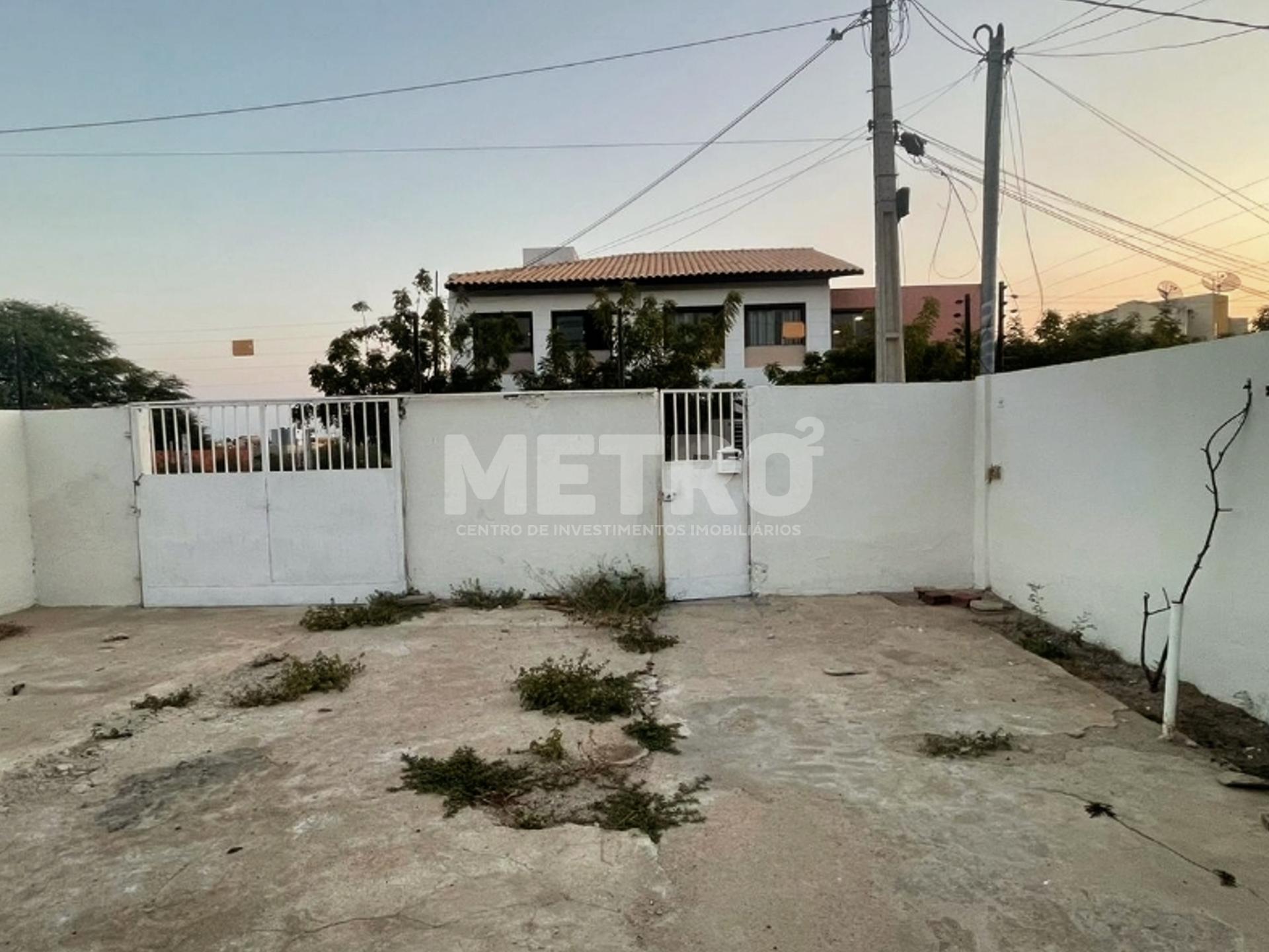 Casa para alugar com 2 quartos, 100m² - Foto 6