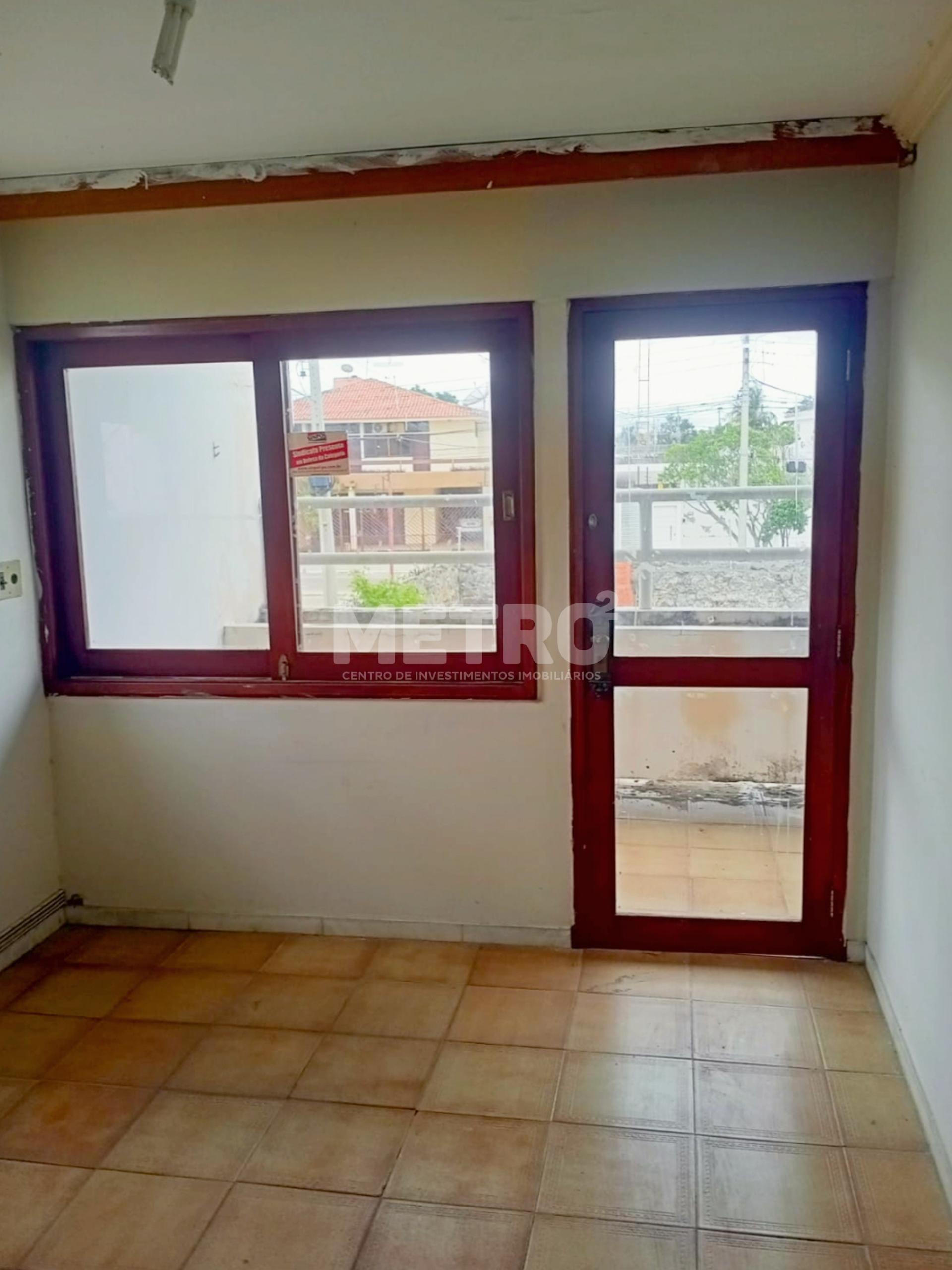 Loja-Salão para alugar com 8 quartos, 220m² - Foto 4