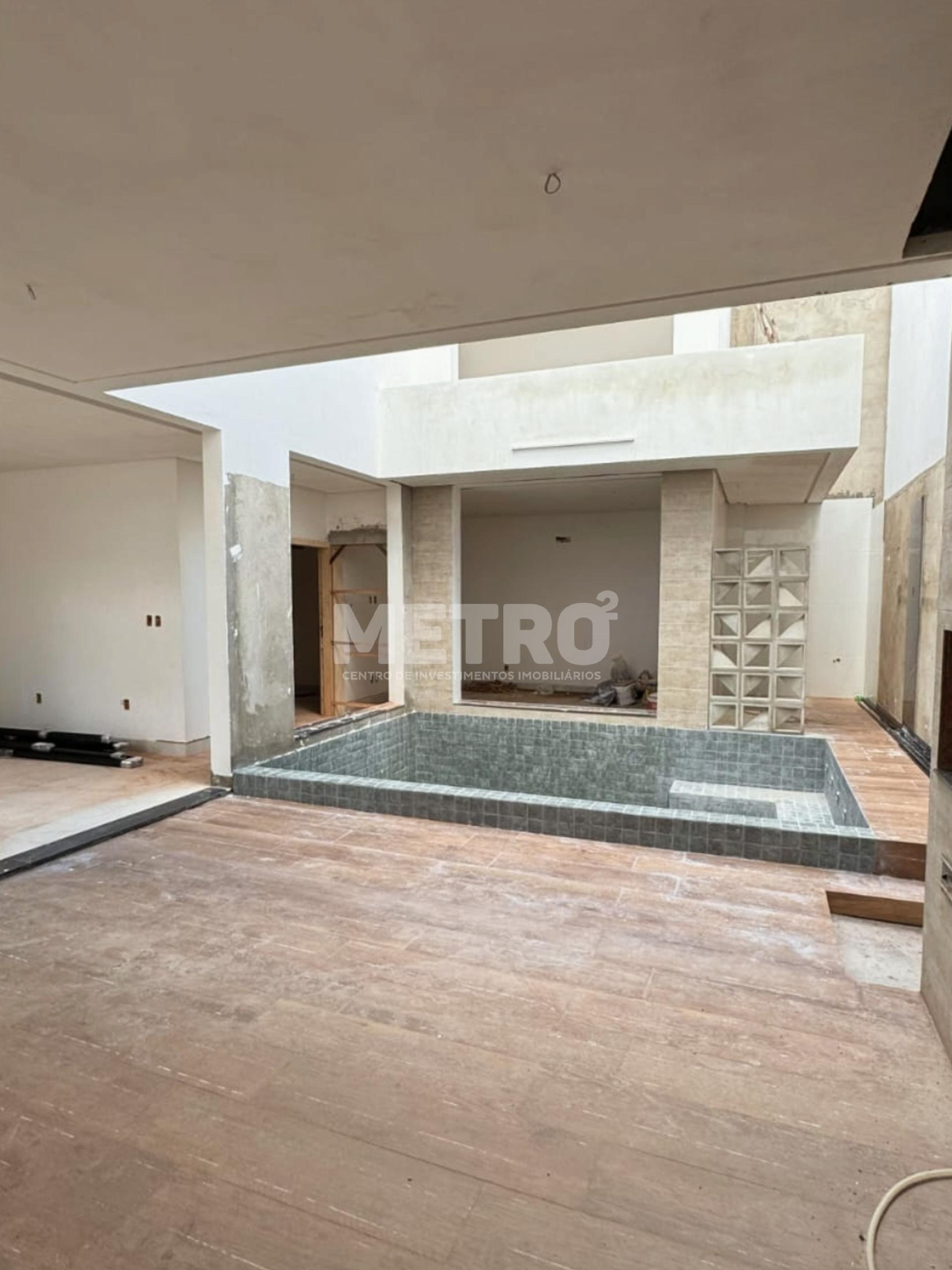 Casa de Condomínio para alugar com 4 quartos, 240m² - Foto 2