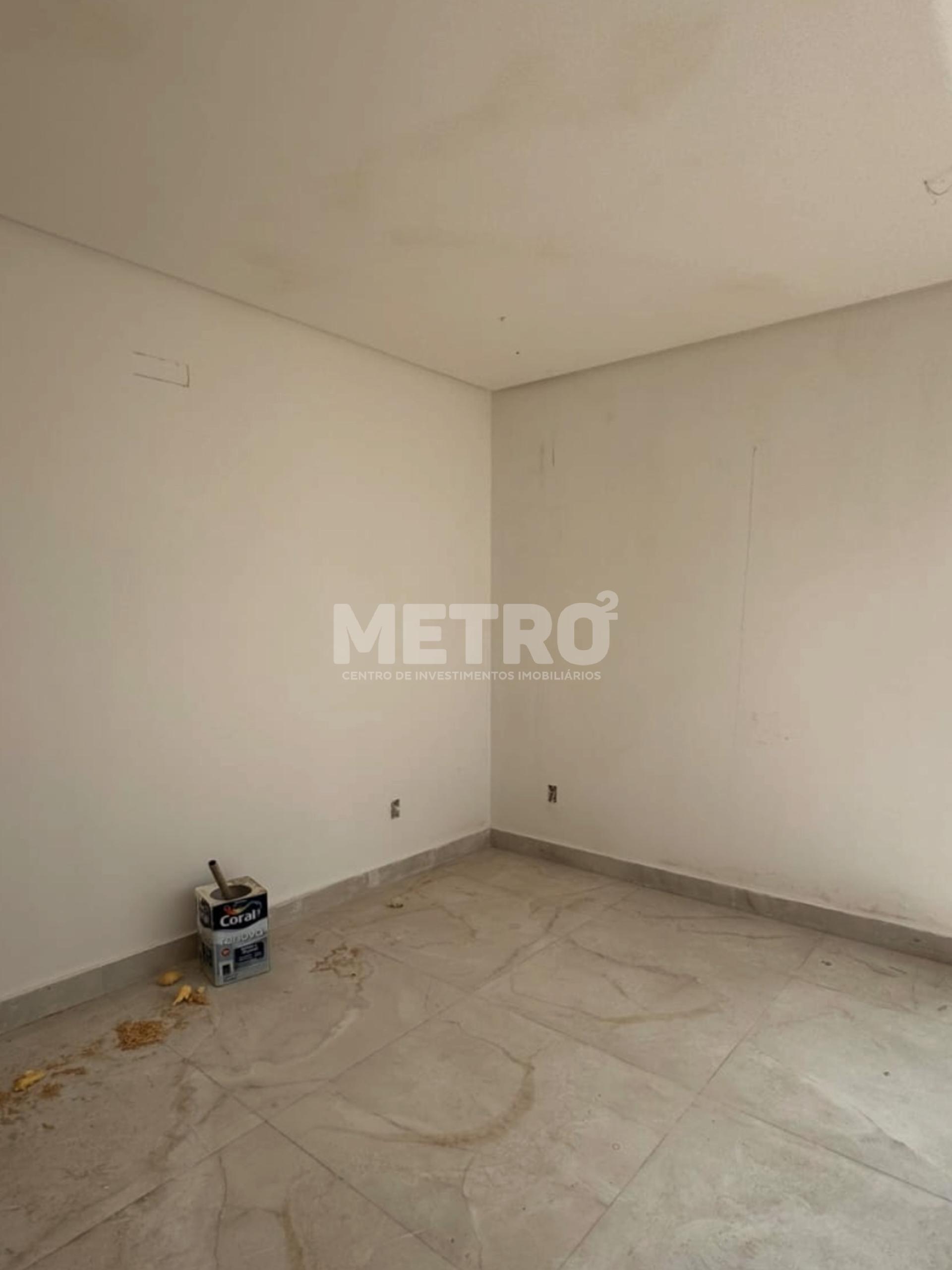 Casa de Condomínio para alugar com 4 quartos, 240m² - Foto 5