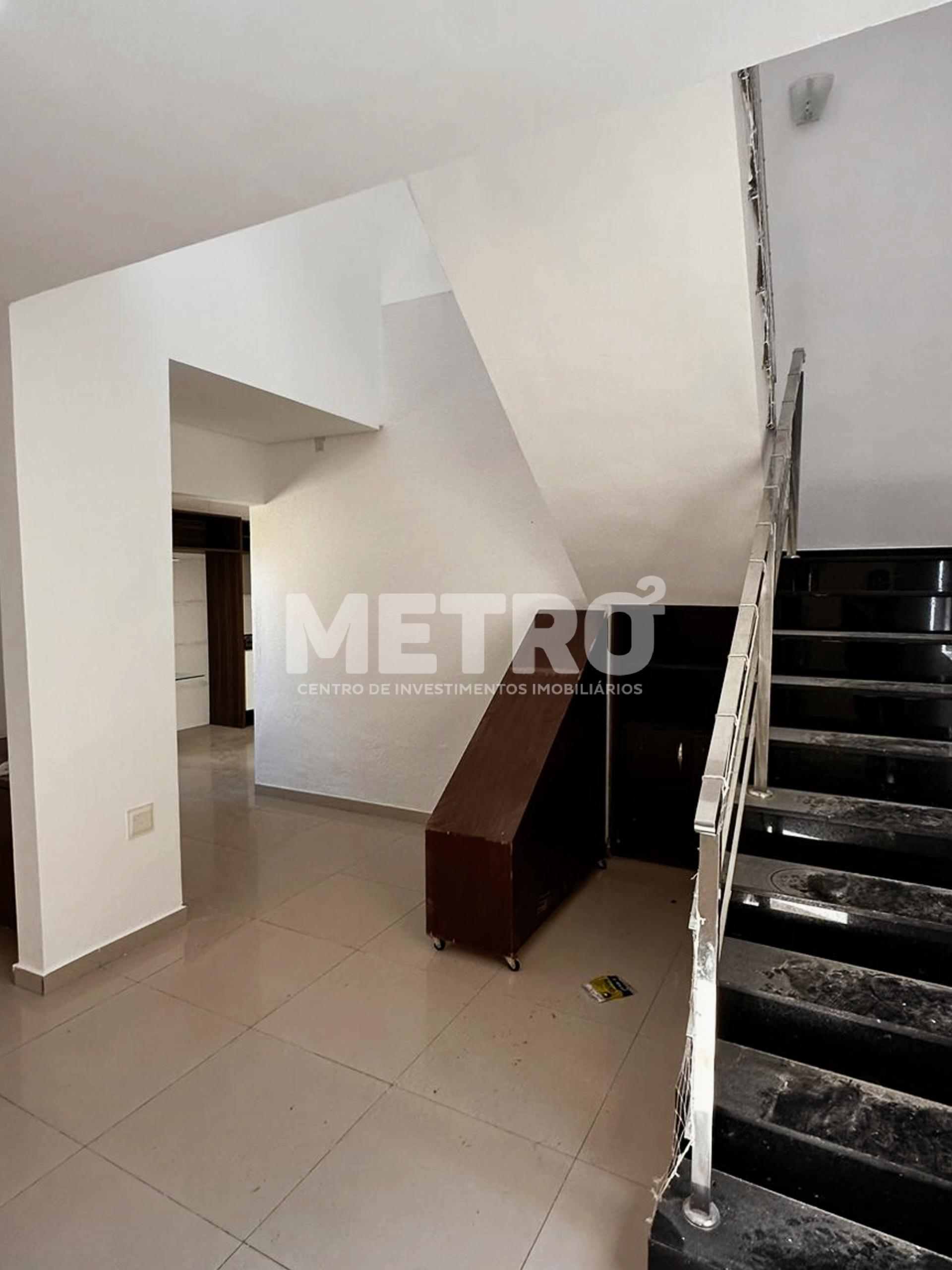 Casa à venda com 2 quartos, 230m² - Foto 6