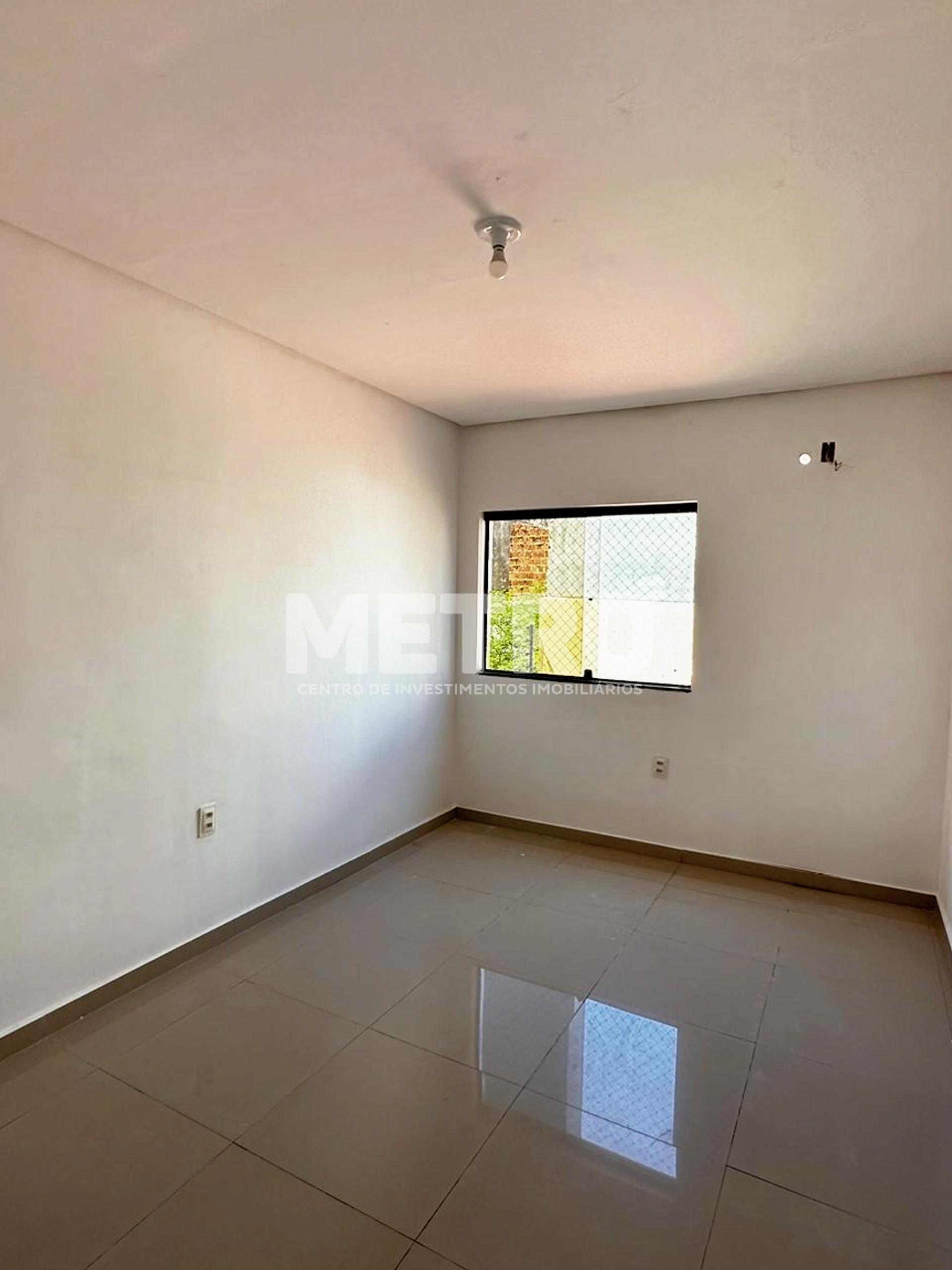 Casa à venda com 2 quartos, 230m² - Foto 9