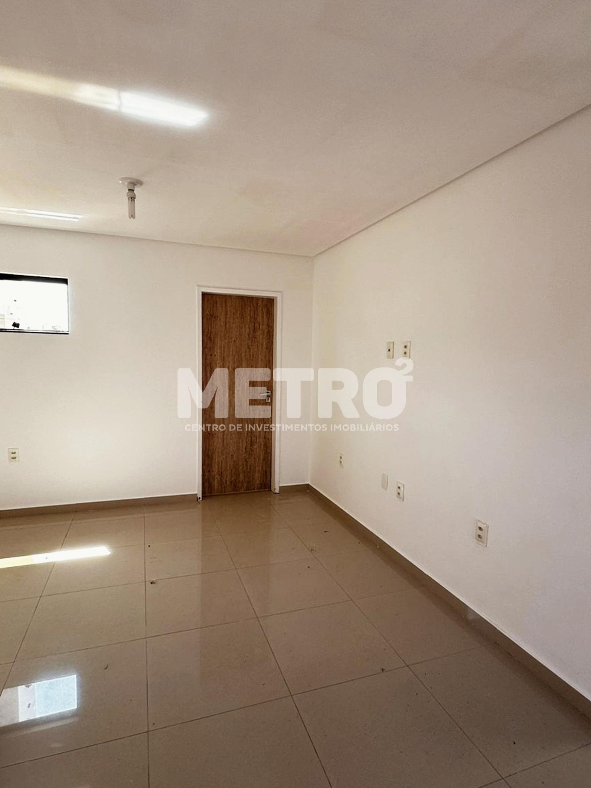 Casa à venda com 2 quartos, 230m² - Foto 11