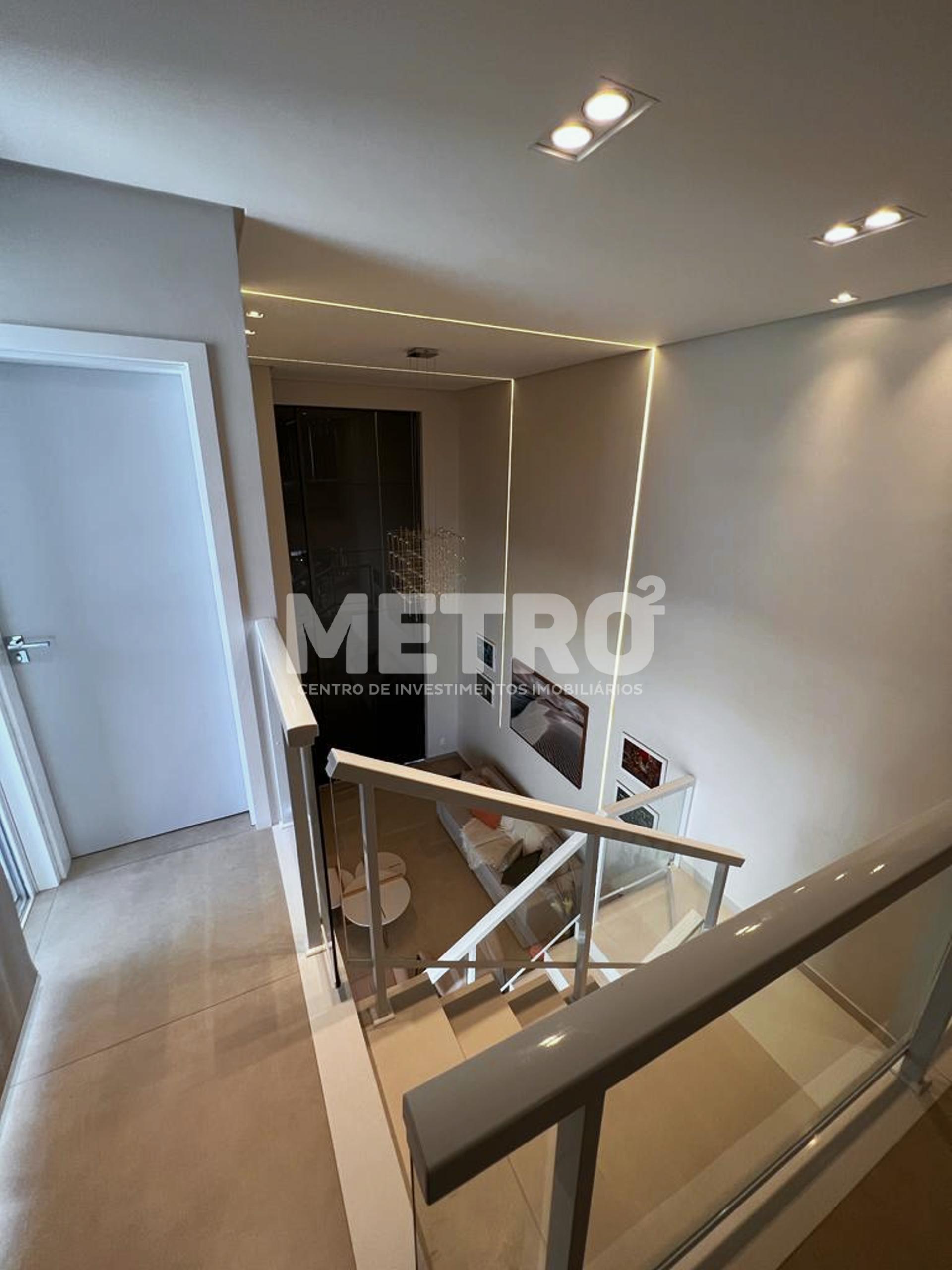 Casa de Condomínio para alugar com 4 quartos, 245m² - Foto 13