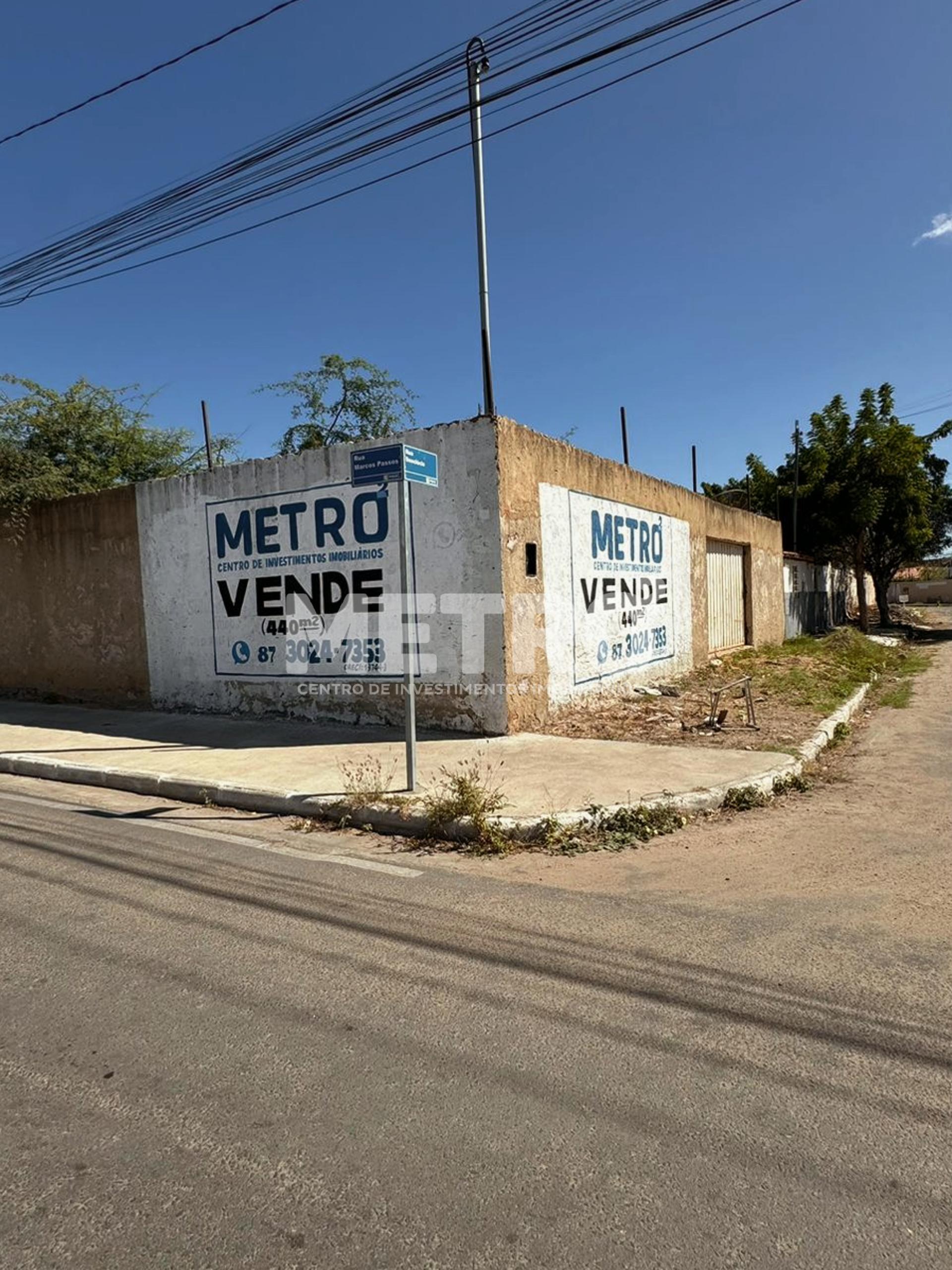 Terreno à venda, São José, 440m ,  20x20, PETROLINA - PE