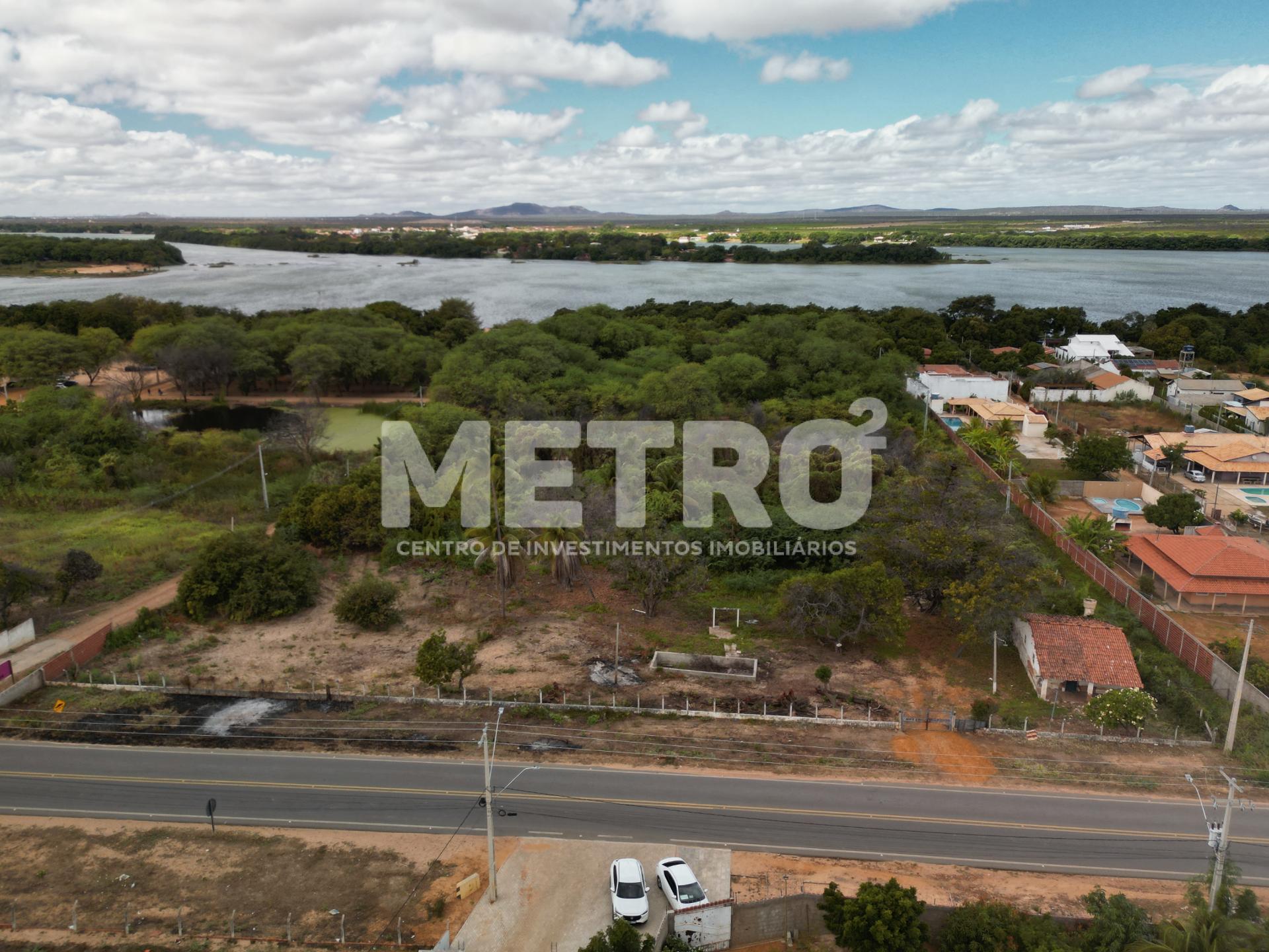 Área beira rio à venda na Estrada Da Tapera, 85x500m, Escriturada