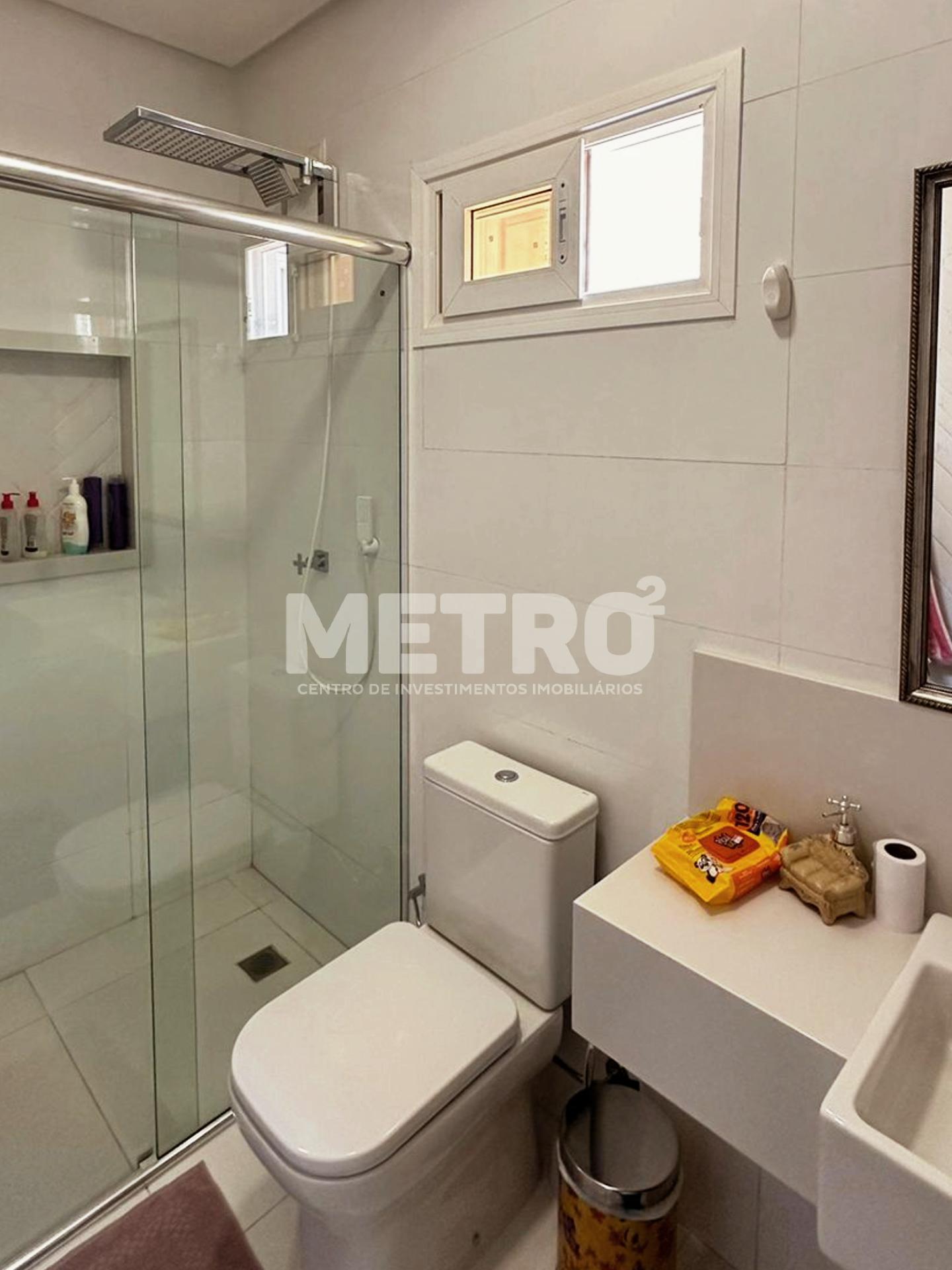 Casa de Condomínio para alugar com 3 quartos, 268m² - Foto 11