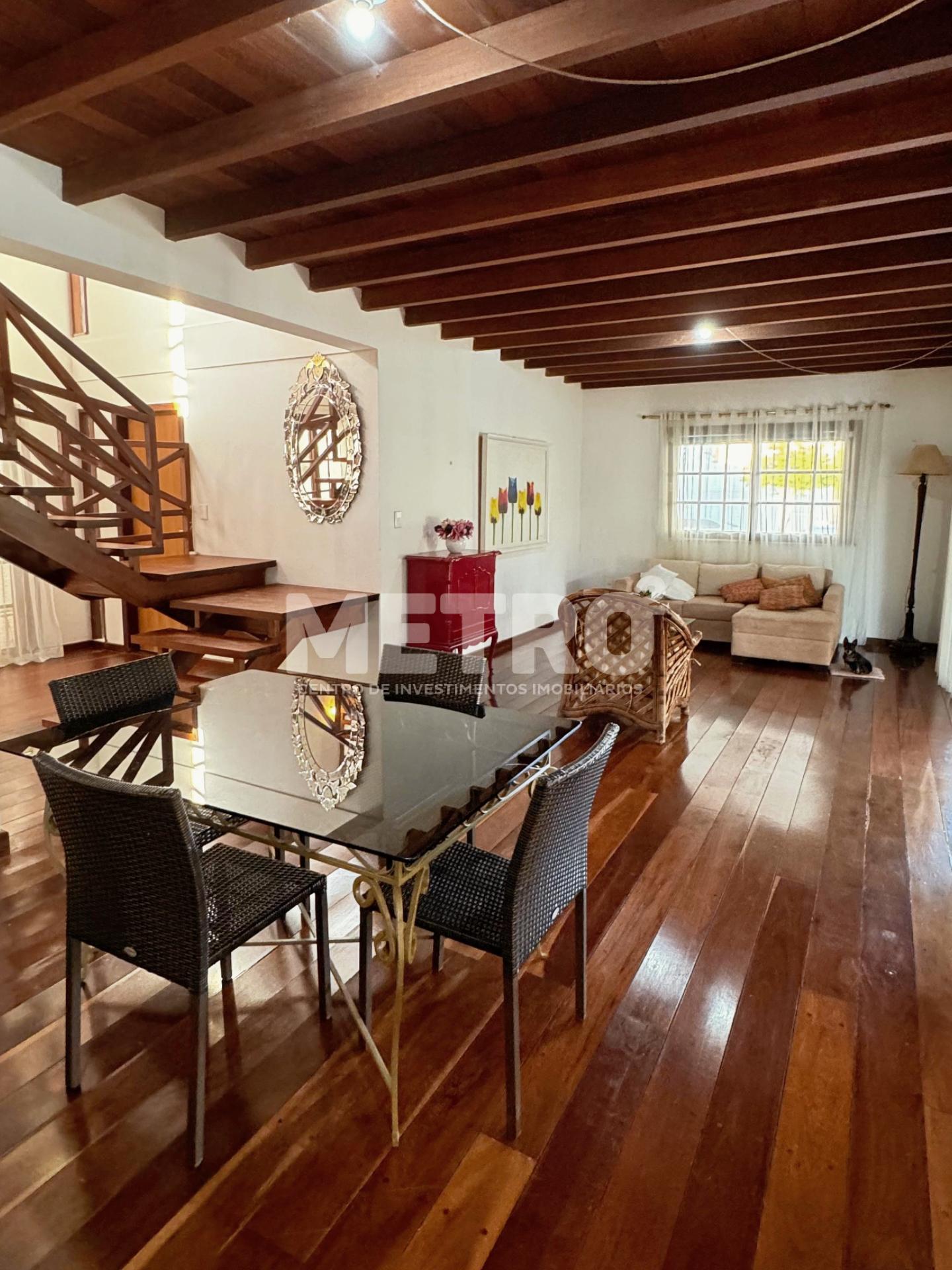 Casa de Condomínio para alugar com 3 quartos, 220m² - Foto 14