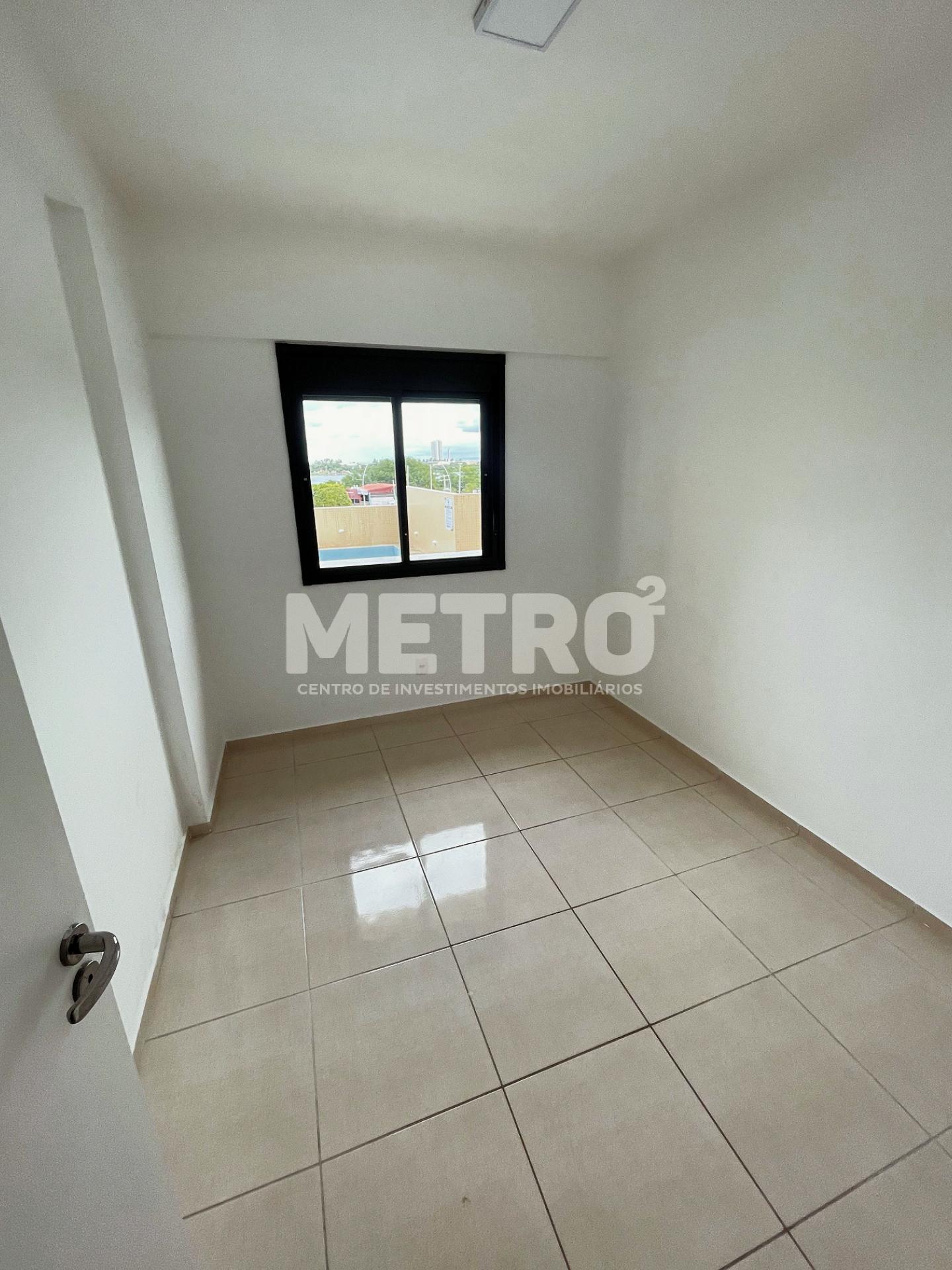 Apartamento para alugar com 2 quartos, 75m² - Foto 2