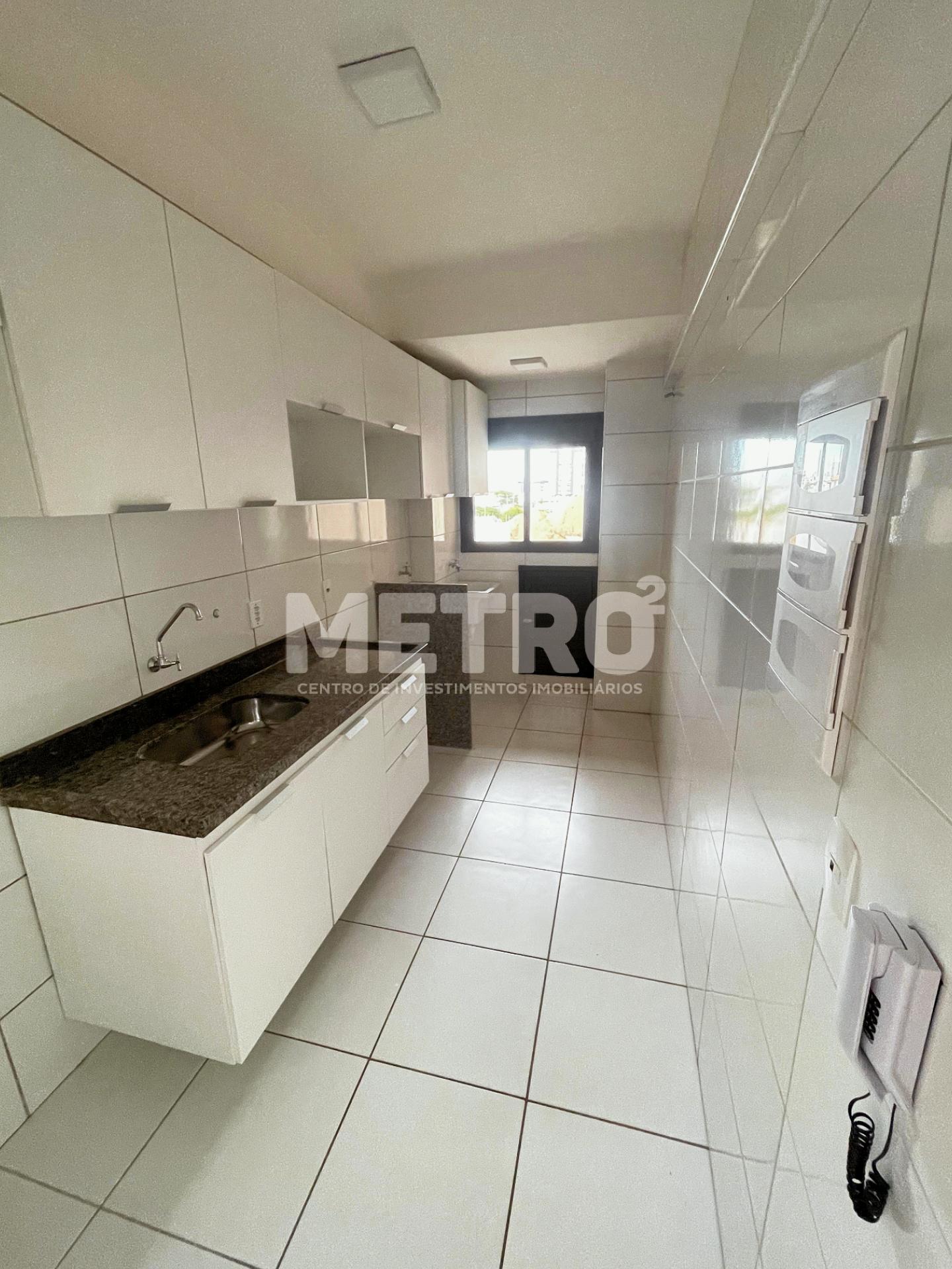 Apartamento para alugar com 2 quartos, 75m² - Foto 4