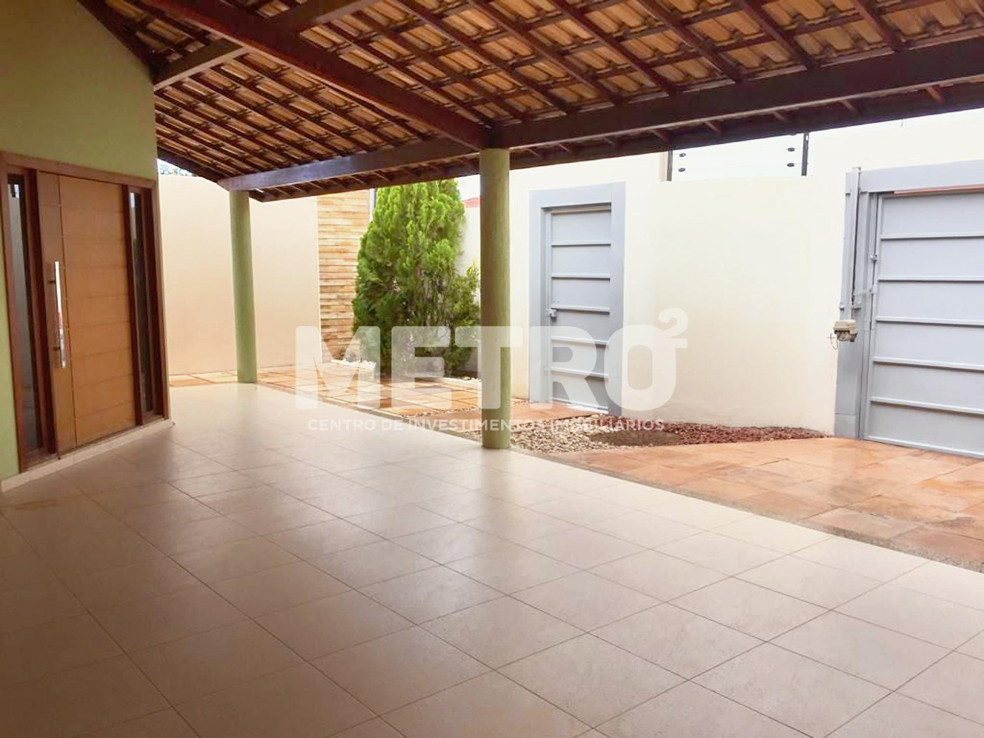 Casa para alugar com 1 quarto, 180m² - Foto 1