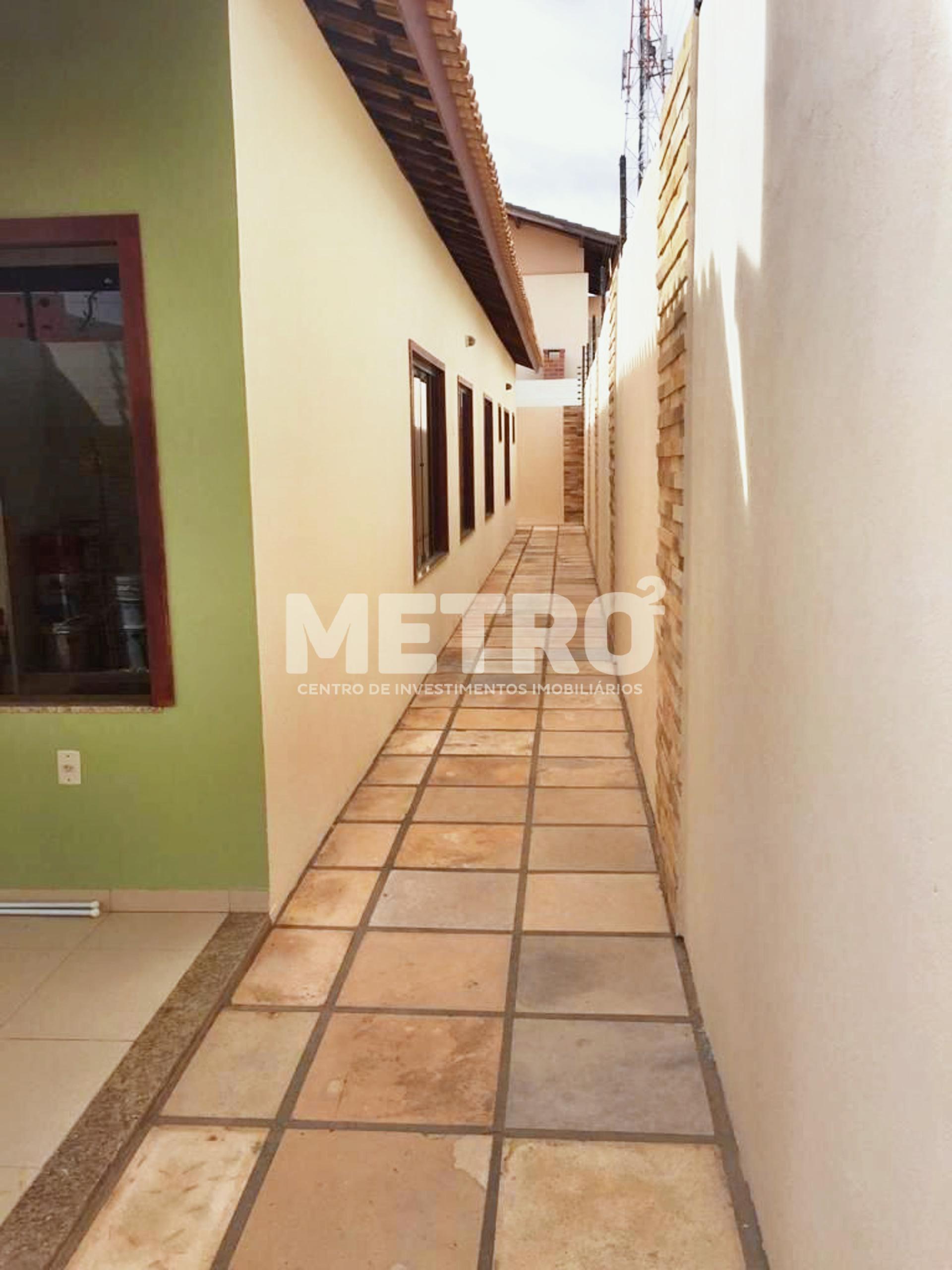 Casa para alugar com 1 quarto, 180m² - Foto 12