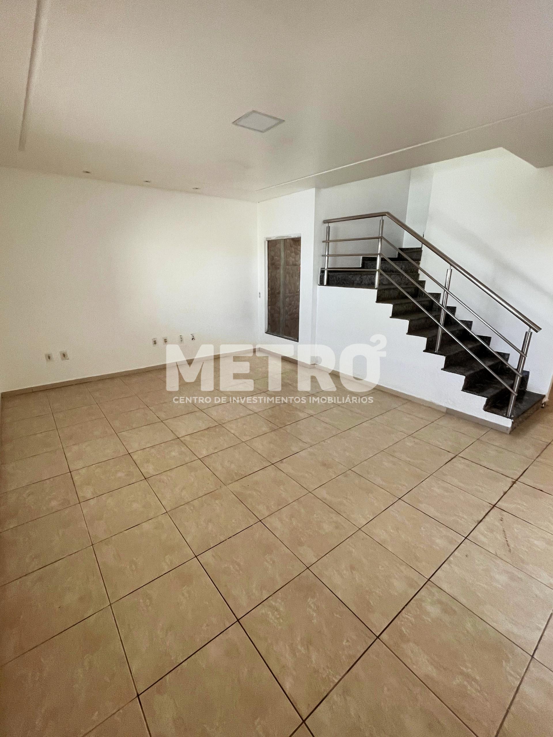 Casa para alugar com 2 quartos, 230m² - Foto 2