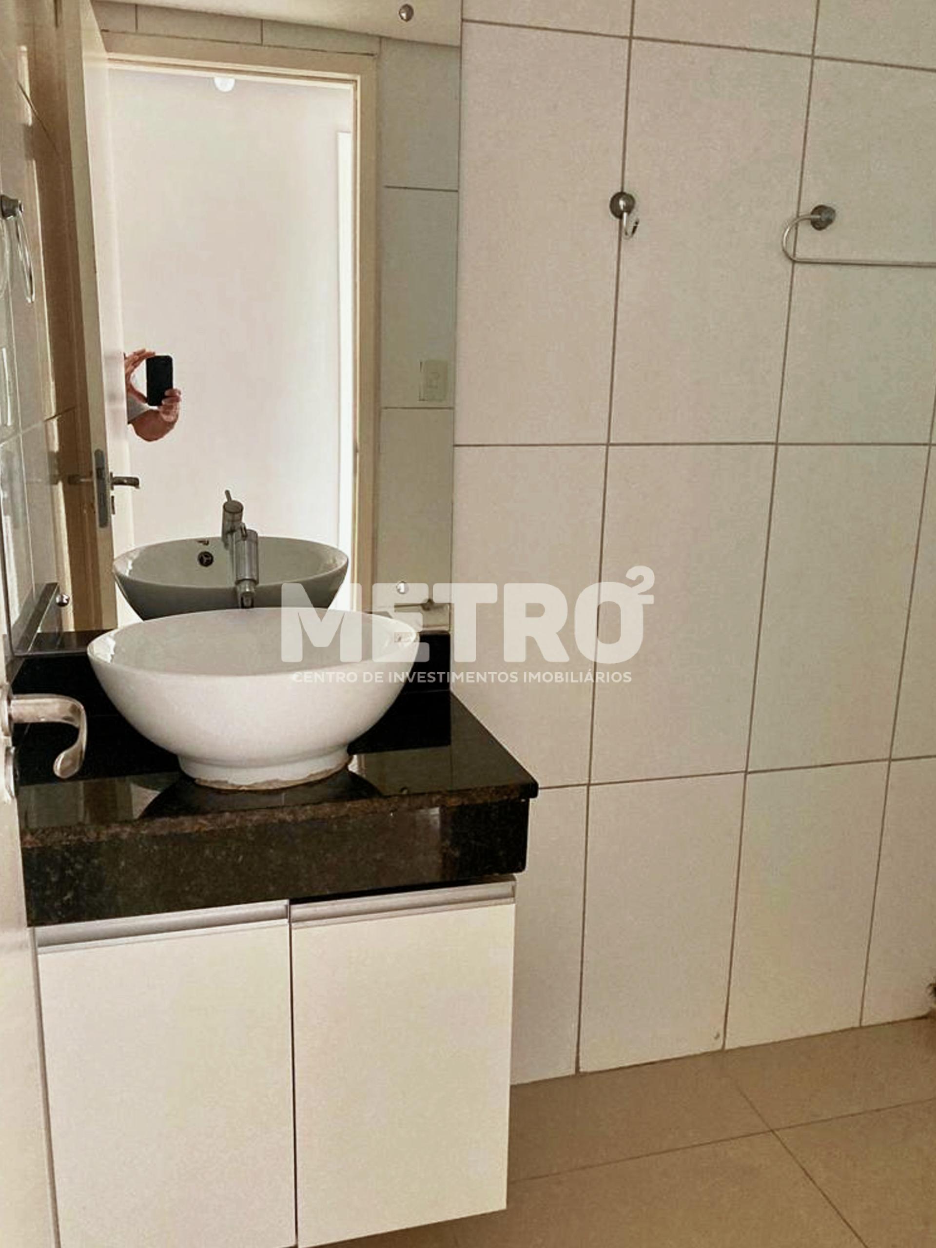 Apartamento para alugar com 1 quarto, 65m² - Foto 5