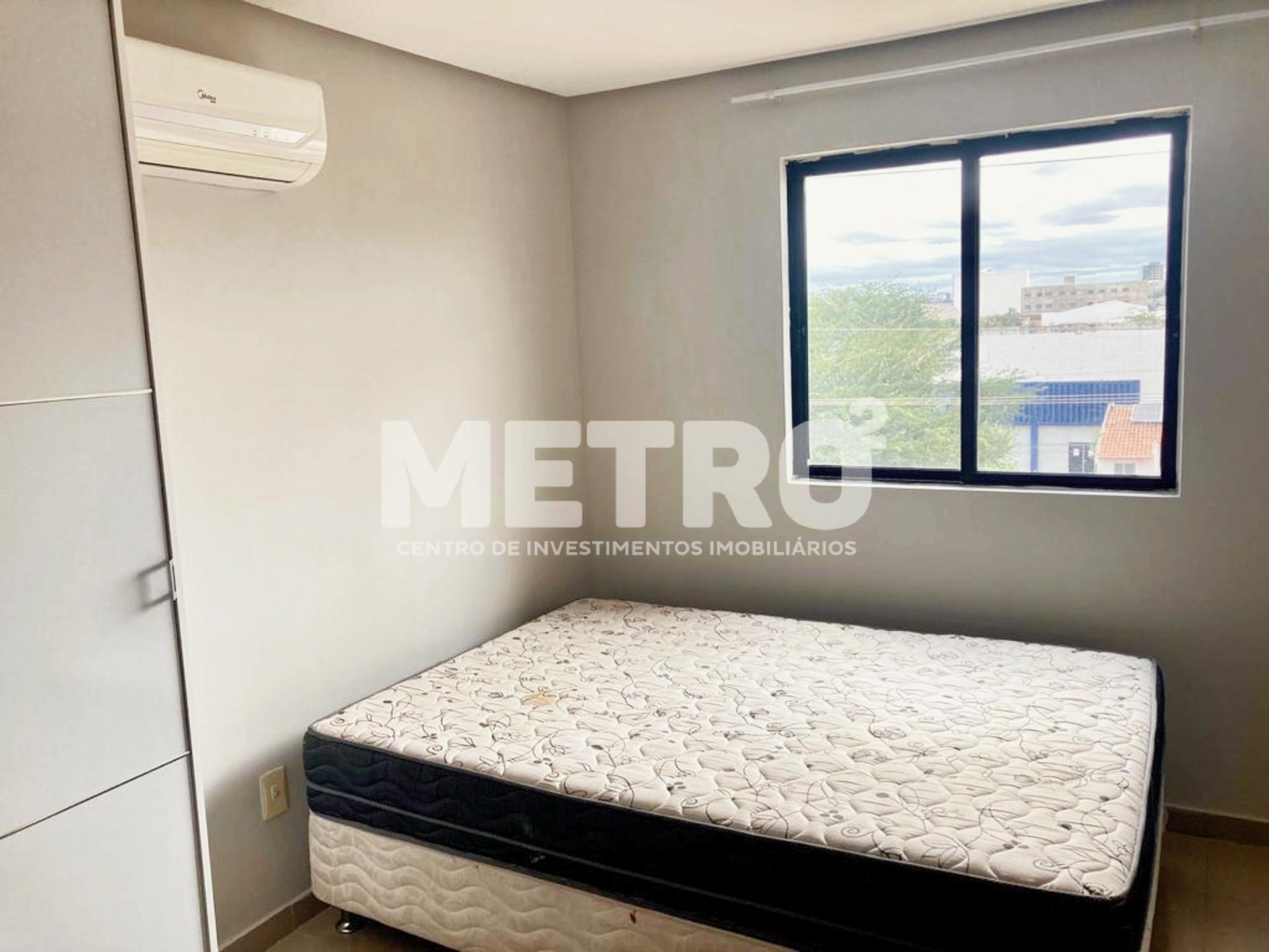 Apartamento para alugar com 1 quarto, 65m² - Foto 13