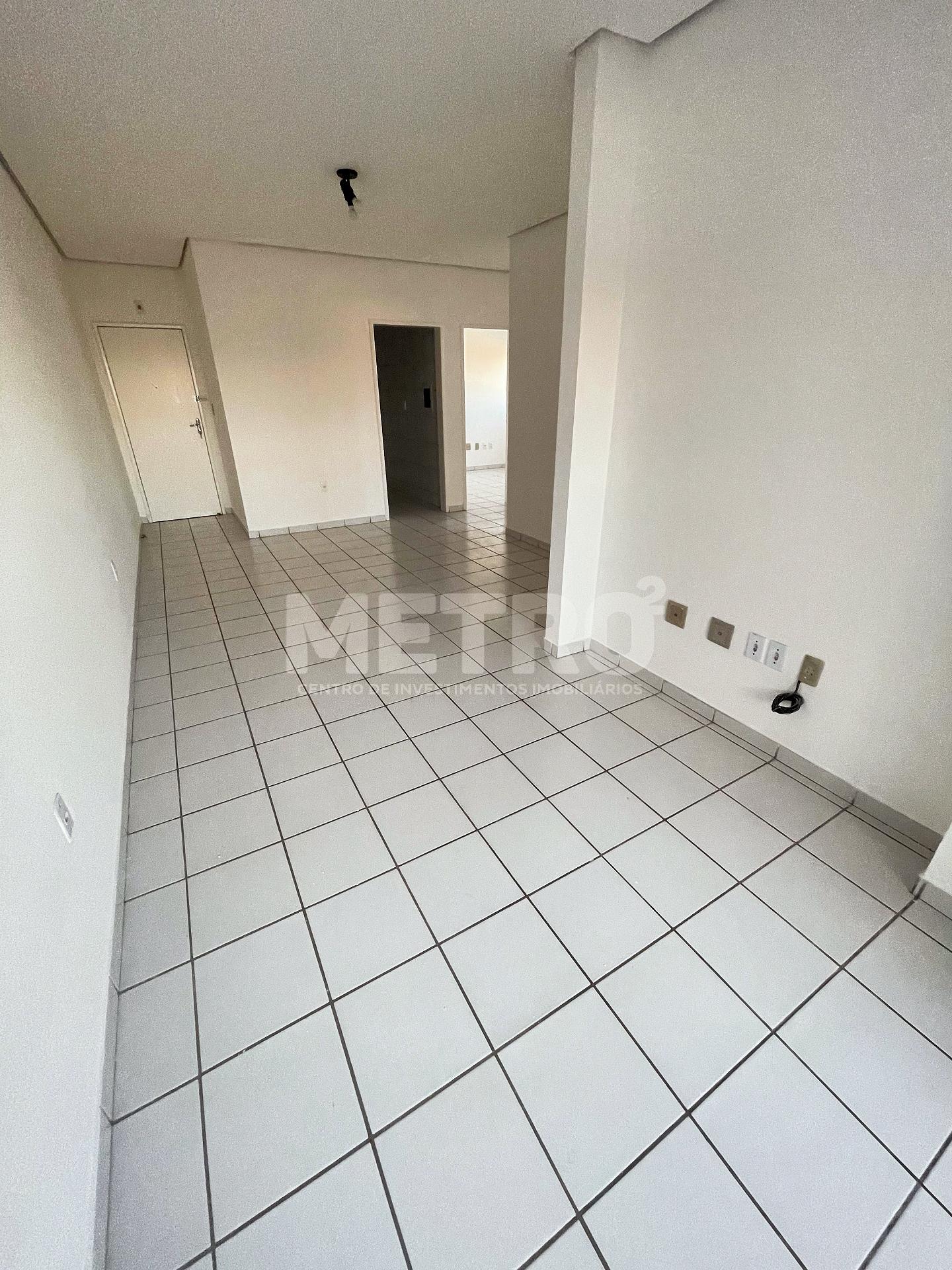 Apartamento para alugar com 2 quartos - Foto 2