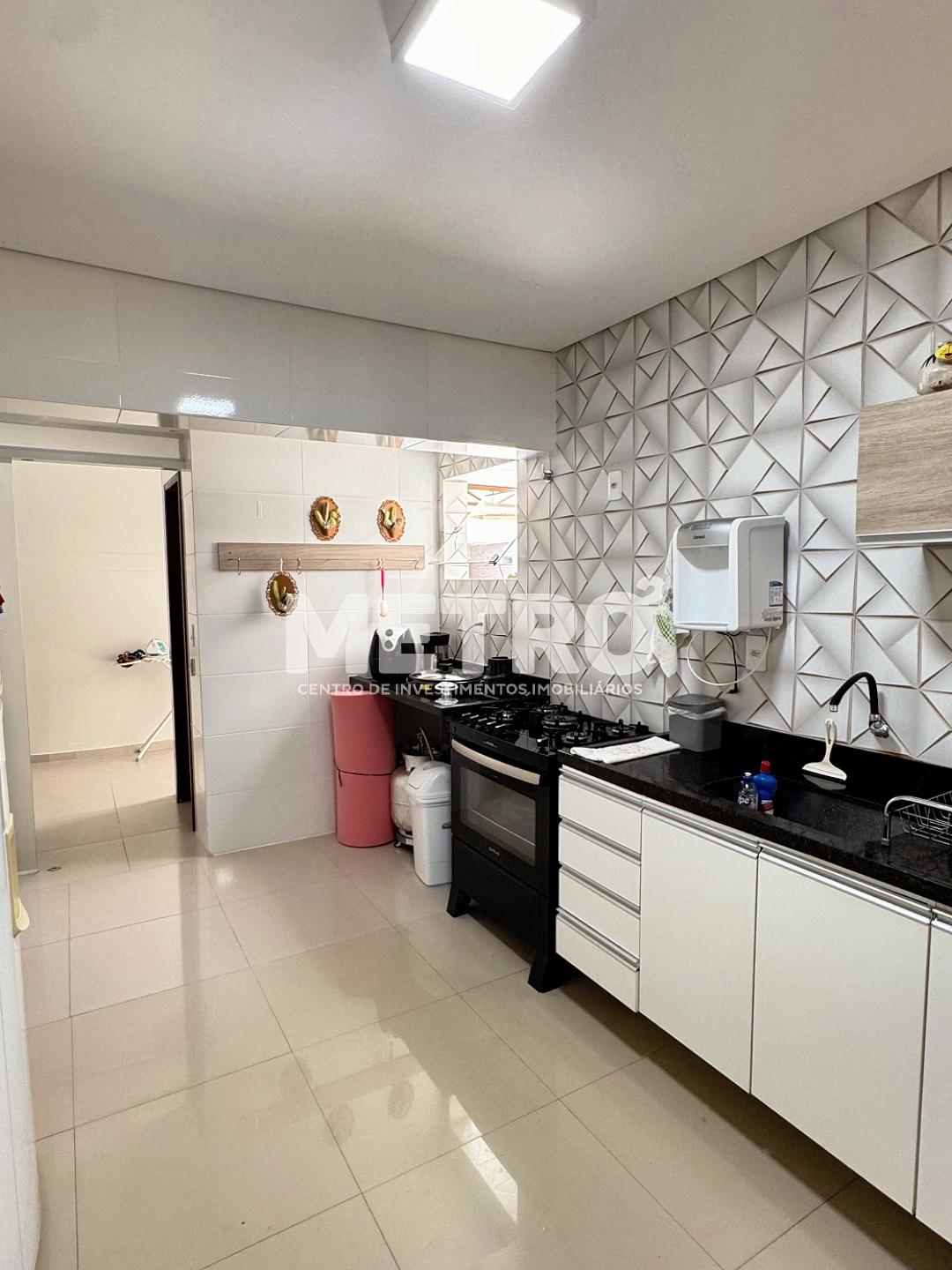 Casa de Condomínio para alugar com 2 quartos, 130m² - Foto 12