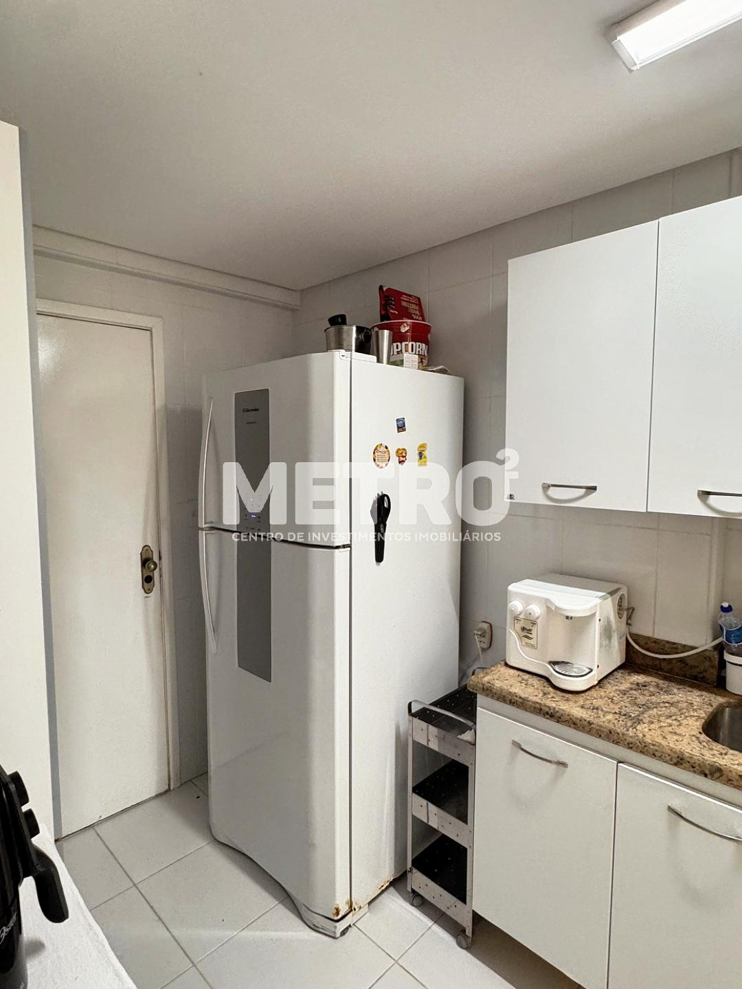 Apartamento à venda com 2 quartos, 100m² - Foto 10