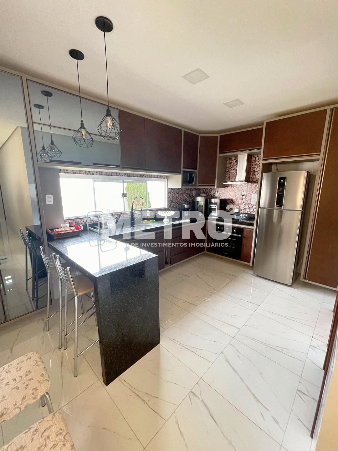 Casa para alugar com 2 quartos, 135m² - Foto 18