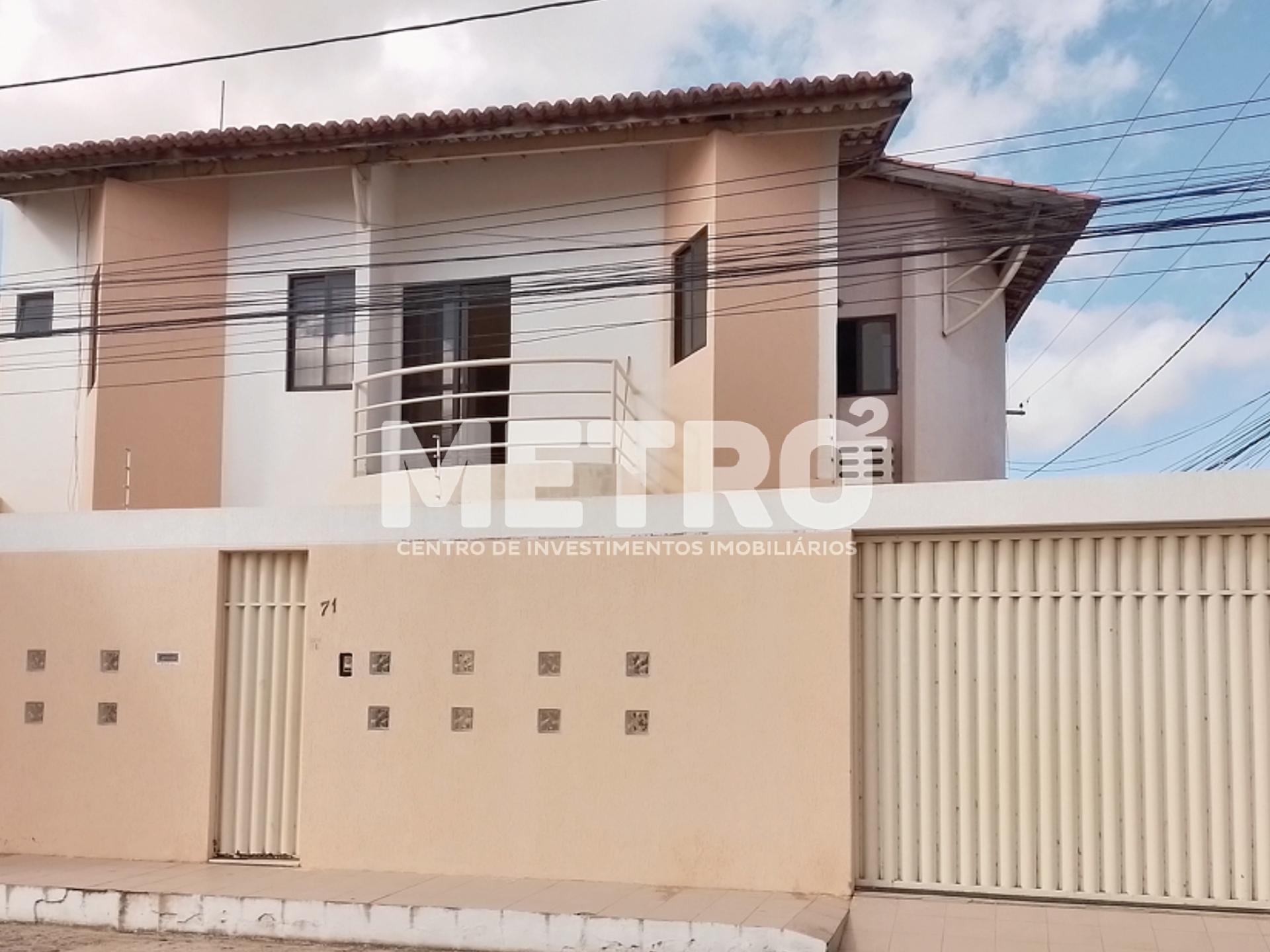 Casa à venda com 1 quarto, 107m² - Foto 1