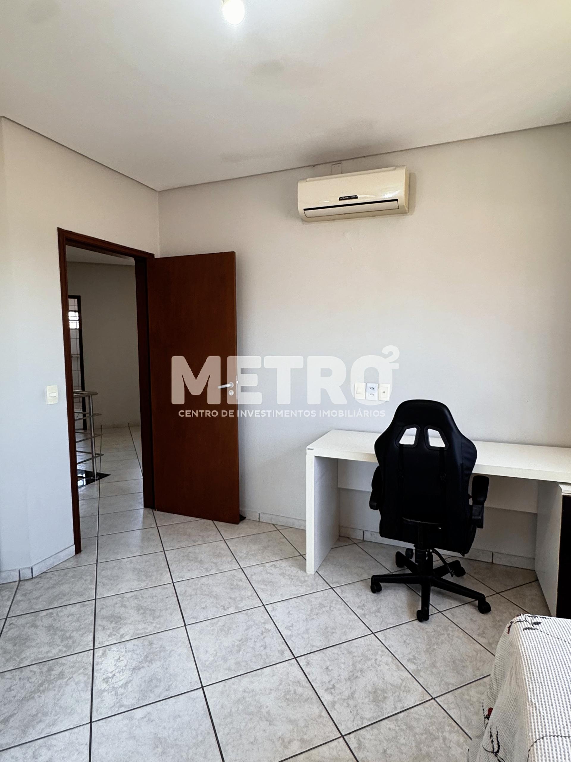 Casa à venda com 2 quartos, 220m² - Foto 6