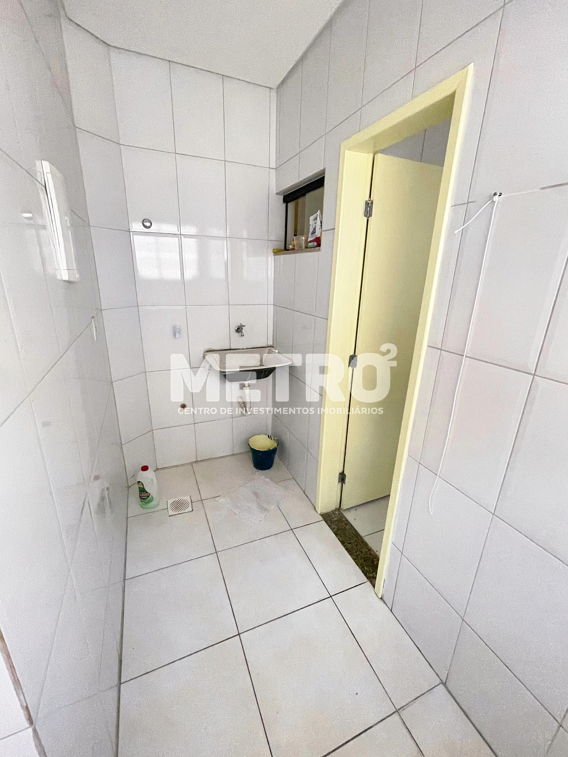 Apartamento para alugar com 2 quartos, 85m² - Foto 3