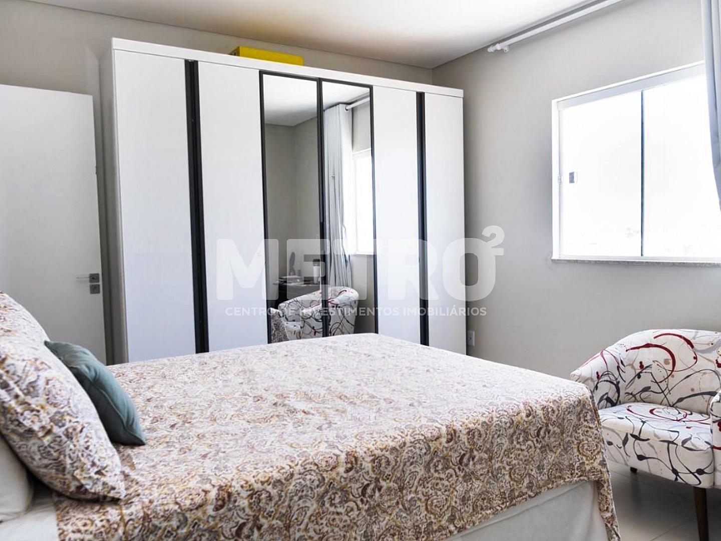 Apartamento à venda com 3 quartos, 74m² - Foto 2