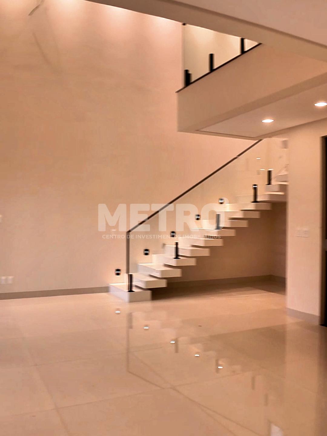 Casa de Condomínio à venda com 4 quartos, 260m² - Foto 4