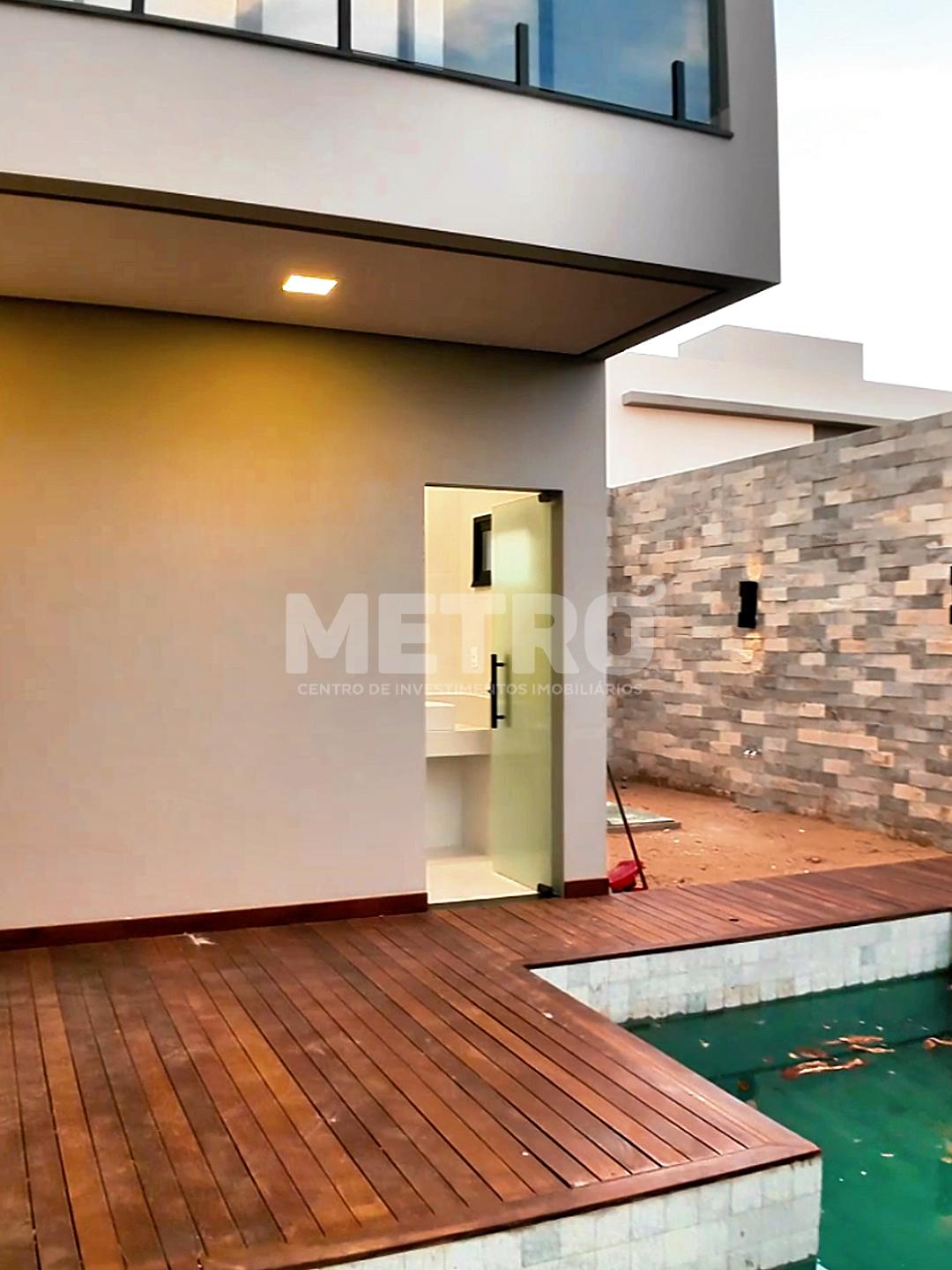 Casa de Condomínio à venda com 4 quartos, 260m² - Foto 2