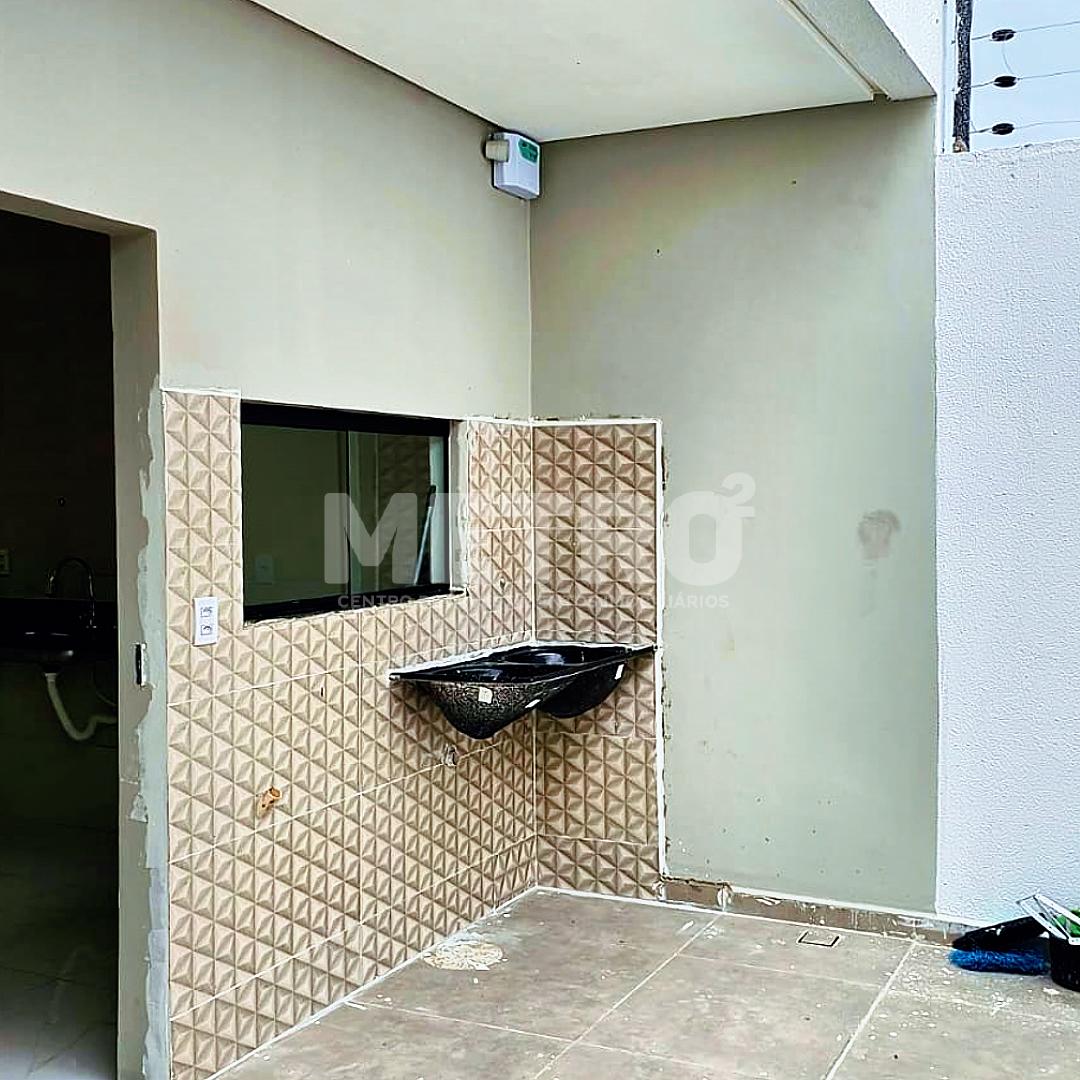 Casa à venda com 2 quartos, 200m² - Foto 6