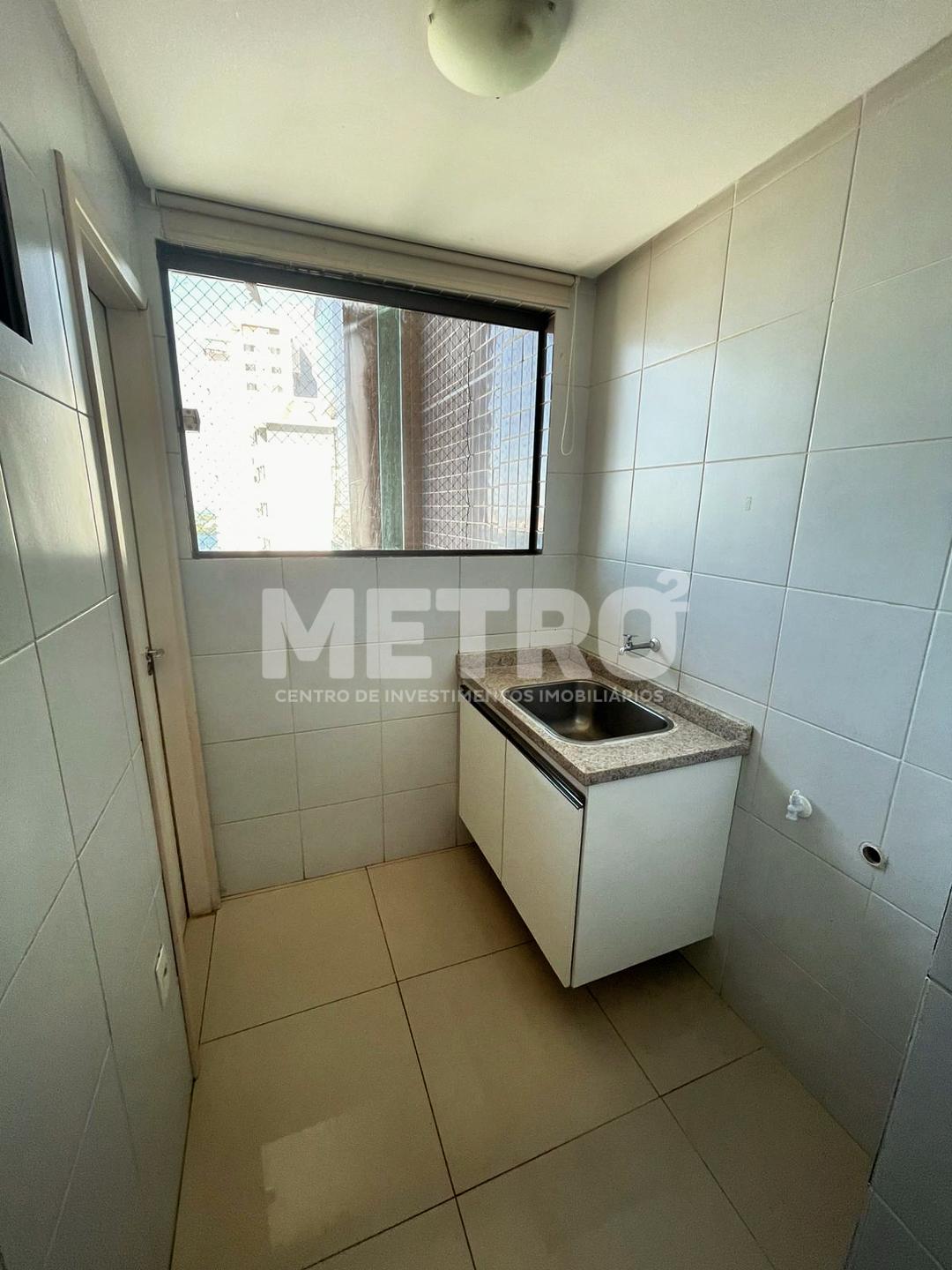 Apartamento para alugar com 2 quartos, 82m² - Foto 9