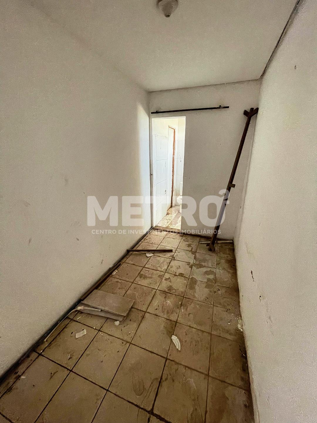 Depósito-Galpão-Armazém para alugar, 450m² - Foto 4