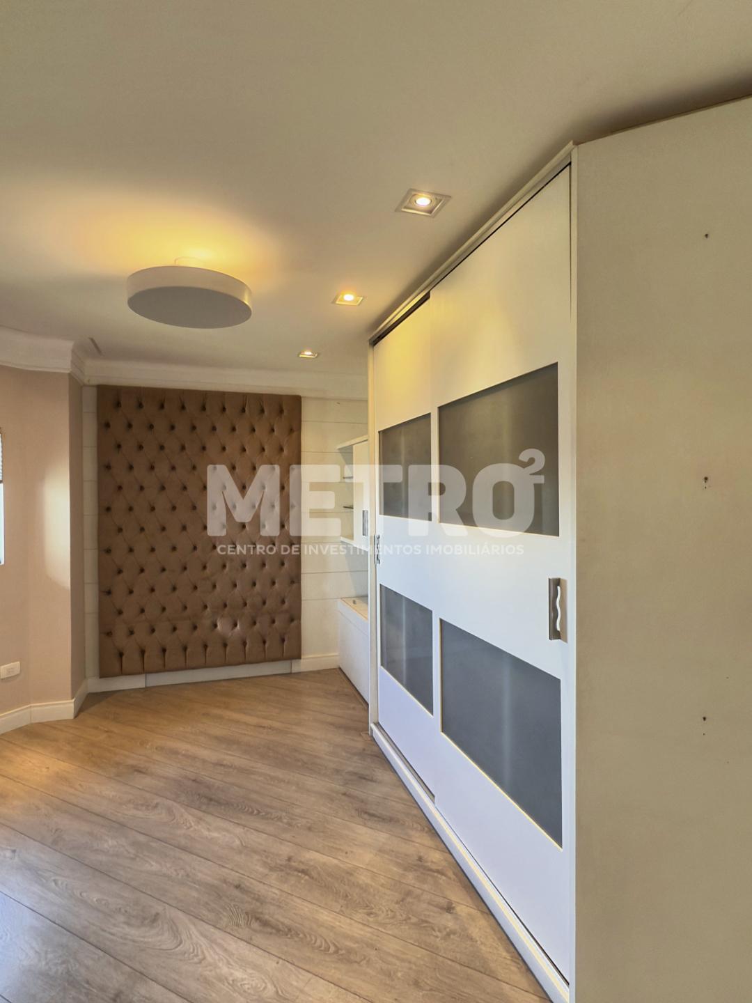 Apartamento à venda com 3 quartos, 180m² - Foto 7