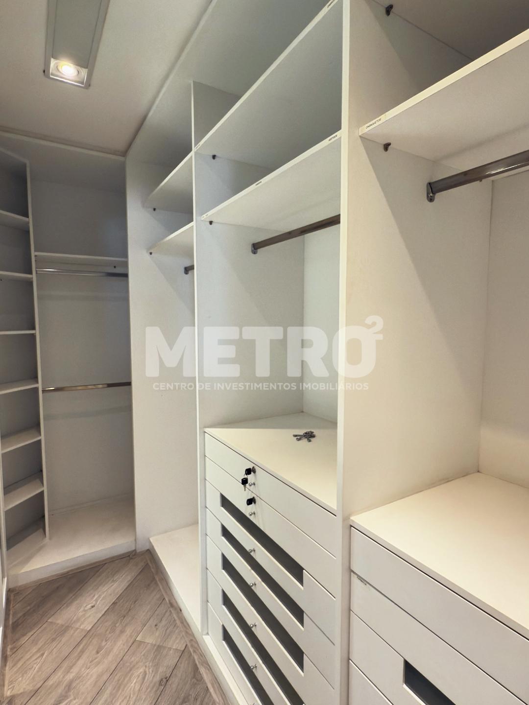 Apartamento à venda com 3 quartos, 180m² - Foto 10