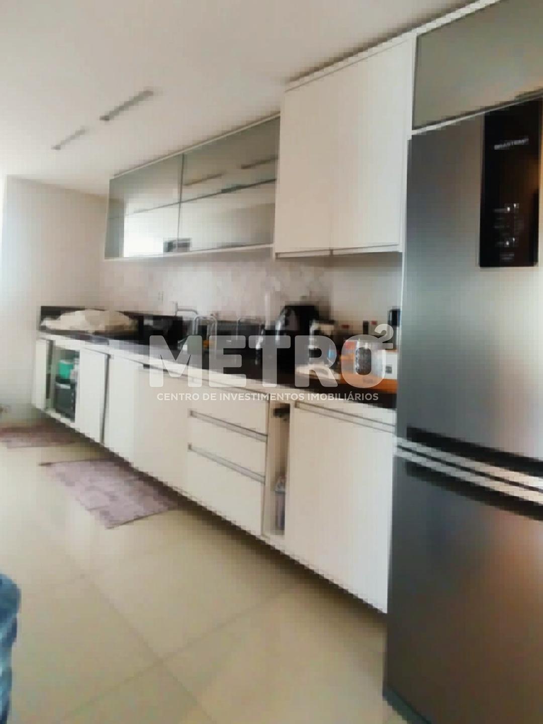 Apartamento à venda com 2 quartos, 103m² - Foto 4